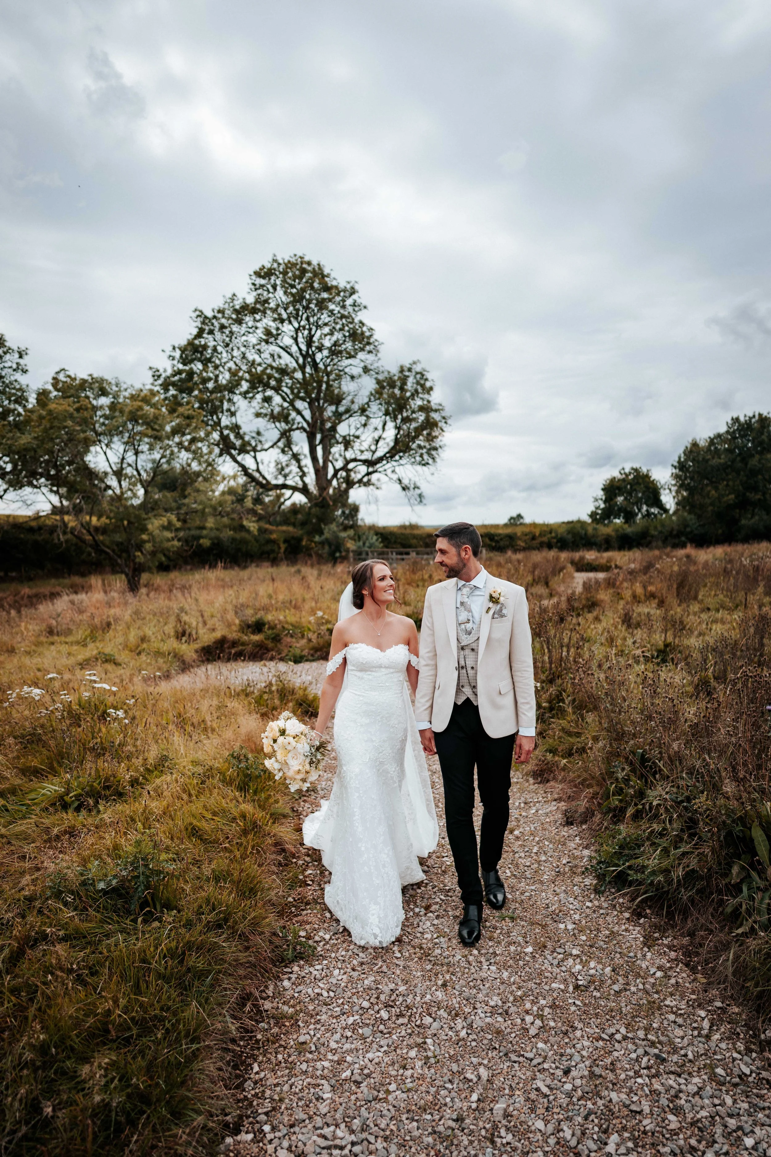 Daniel & Emily -- Eden Barn-292.jpg