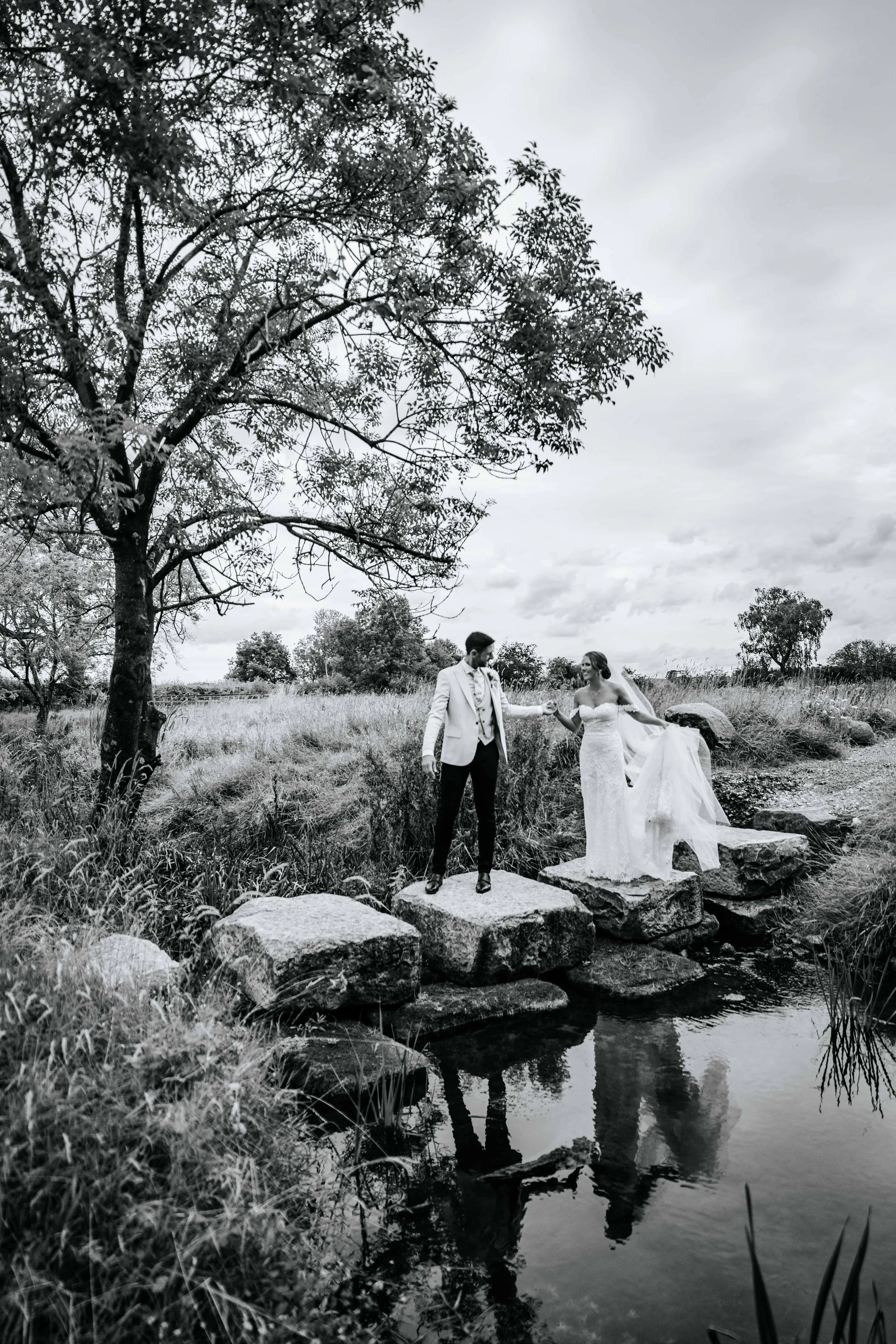 Daniel & Emily -- Eden Barn-304.jpg