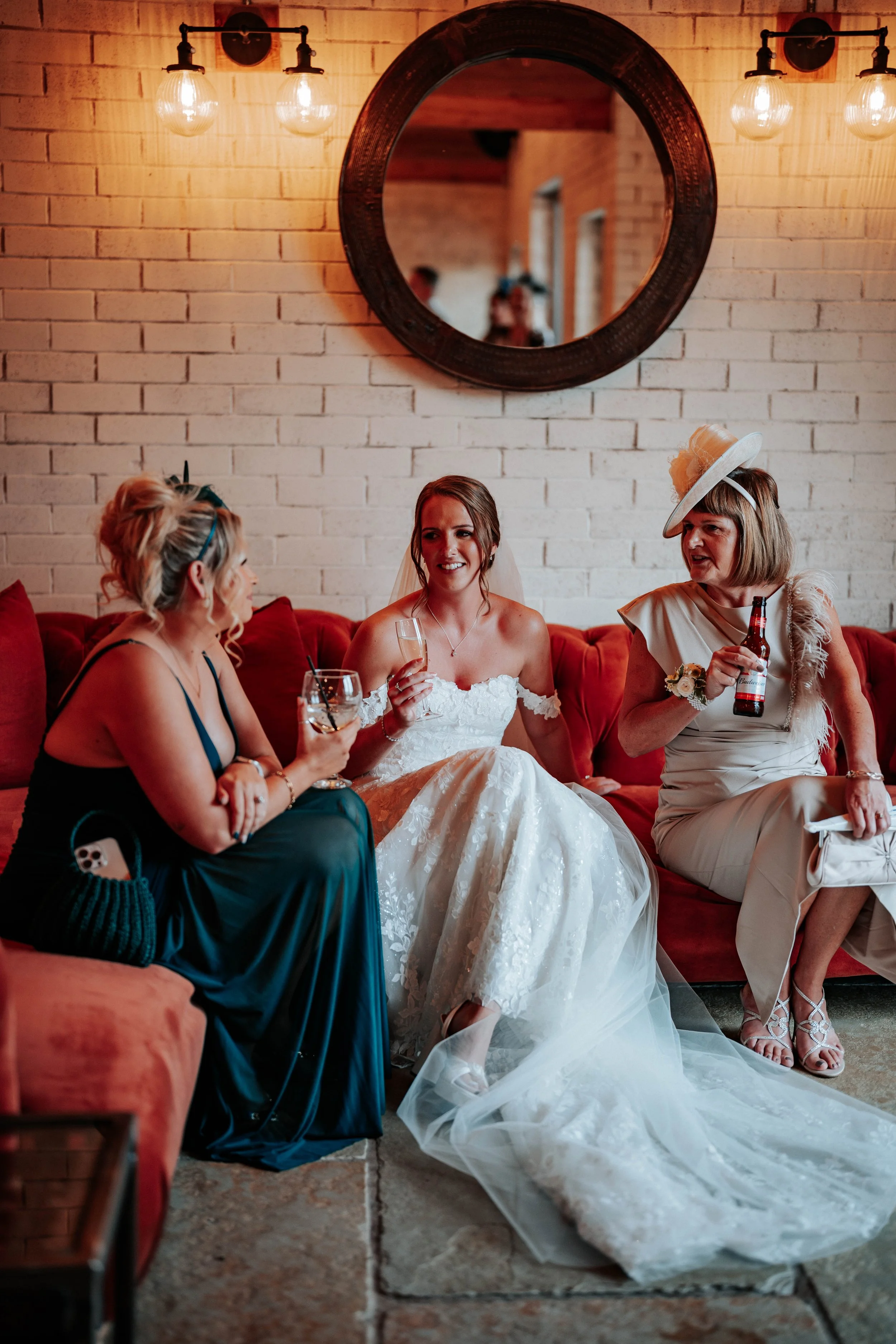 Daniel & Emily -- Eden Barn-324.jpg