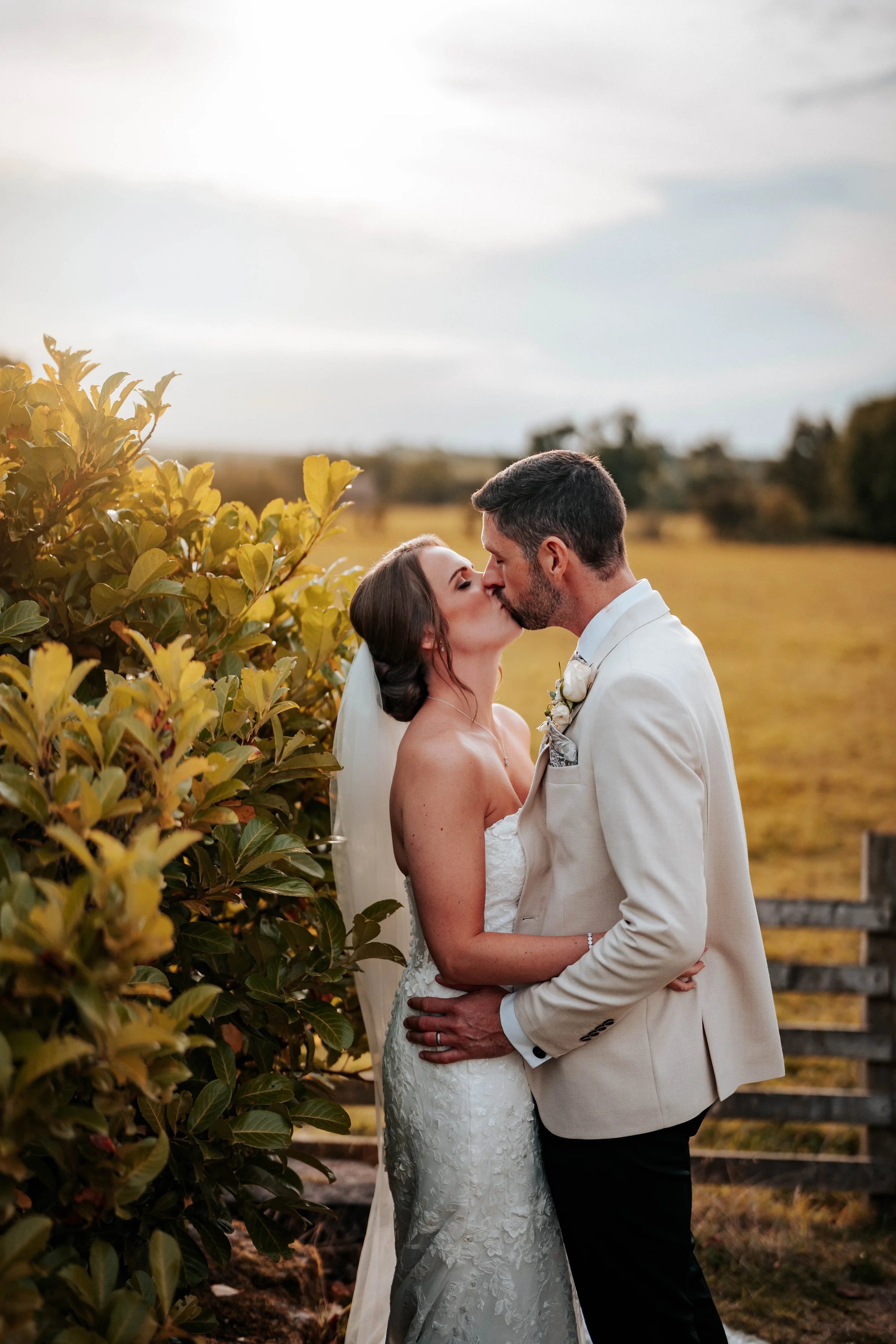 Daniel & Emily -- Eden Barn-359.jpg