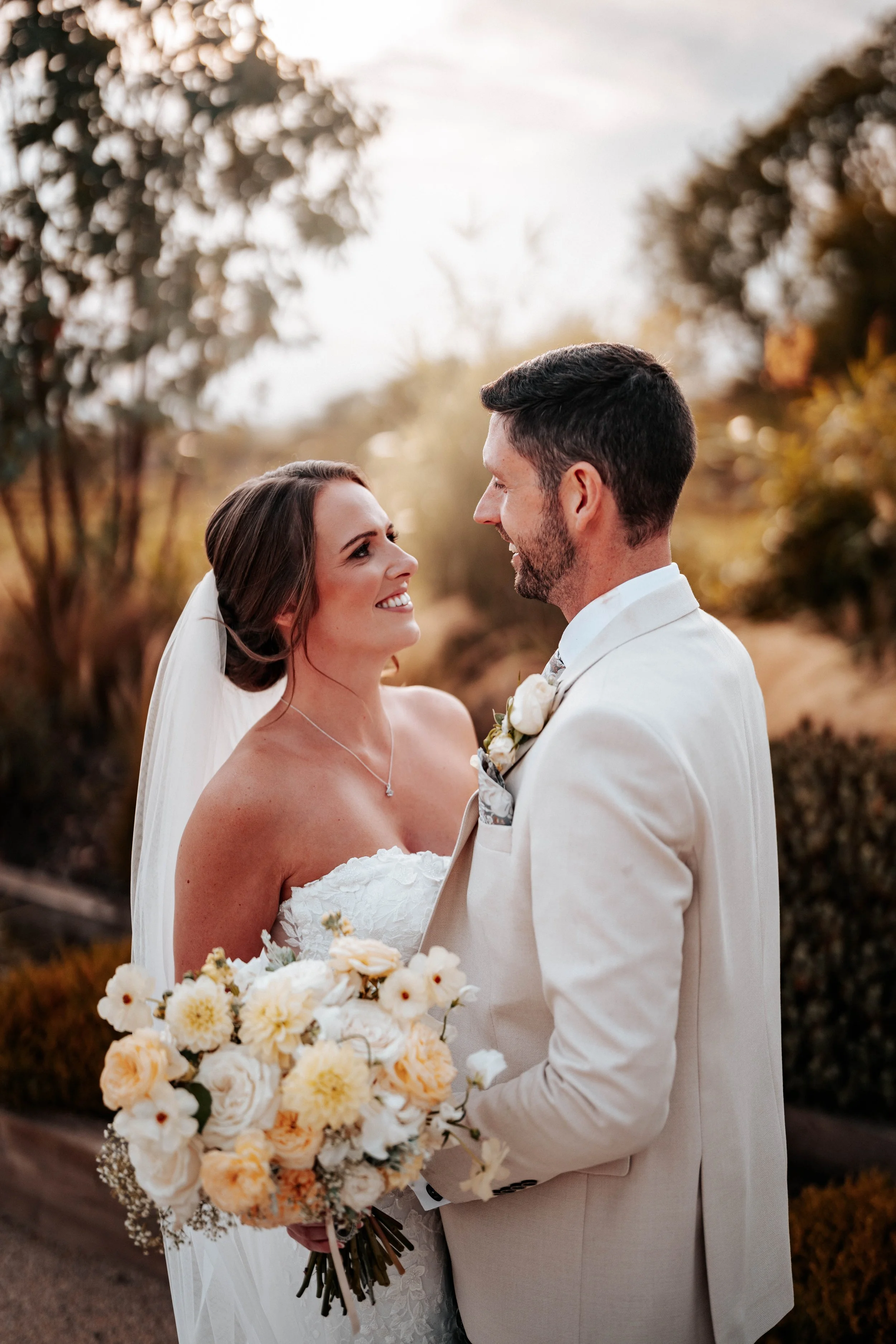 Daniel & Emily -- Eden Barn-371.jpg