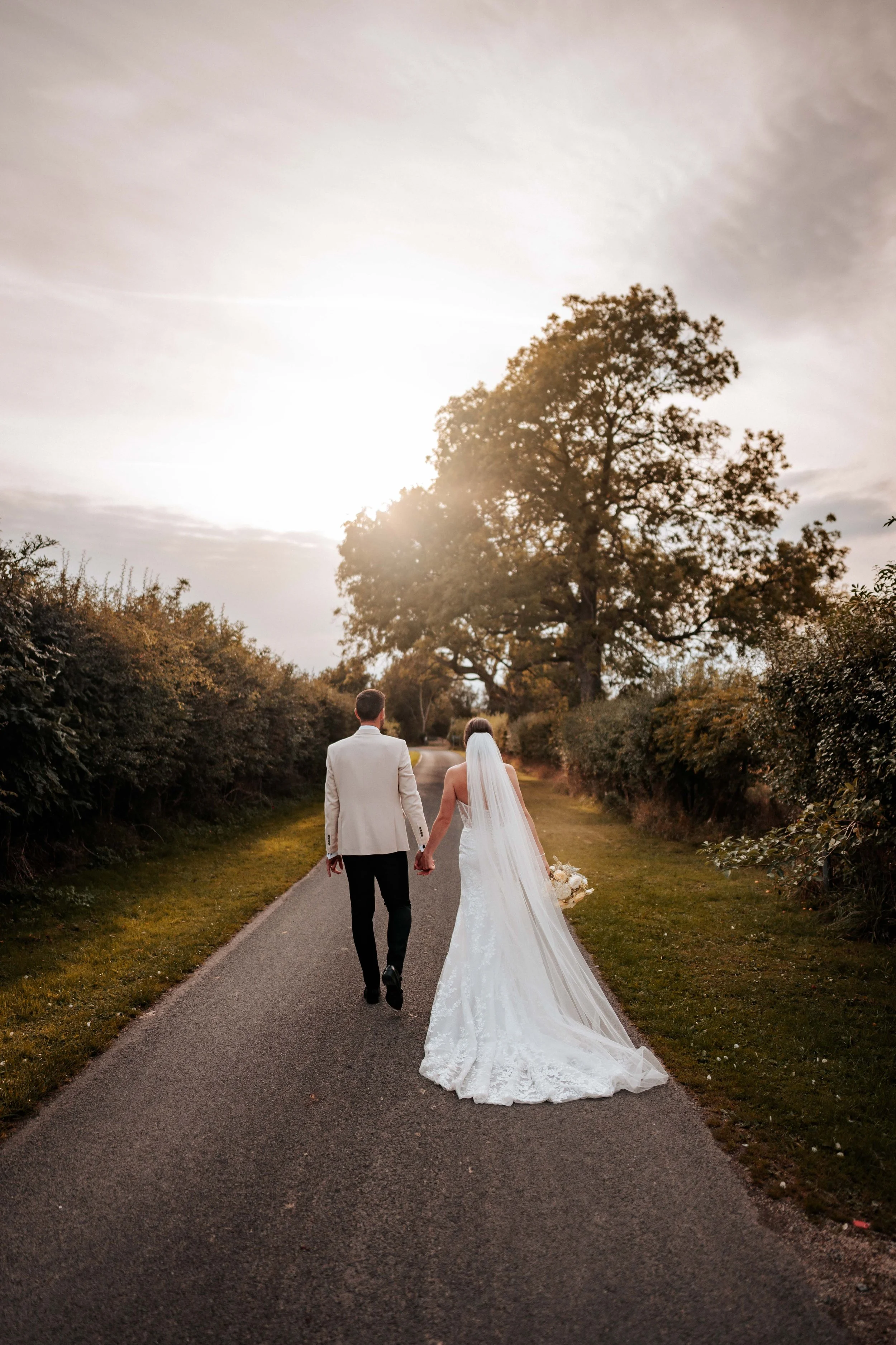 Daniel & Emily -- Eden Barn-377.jpg