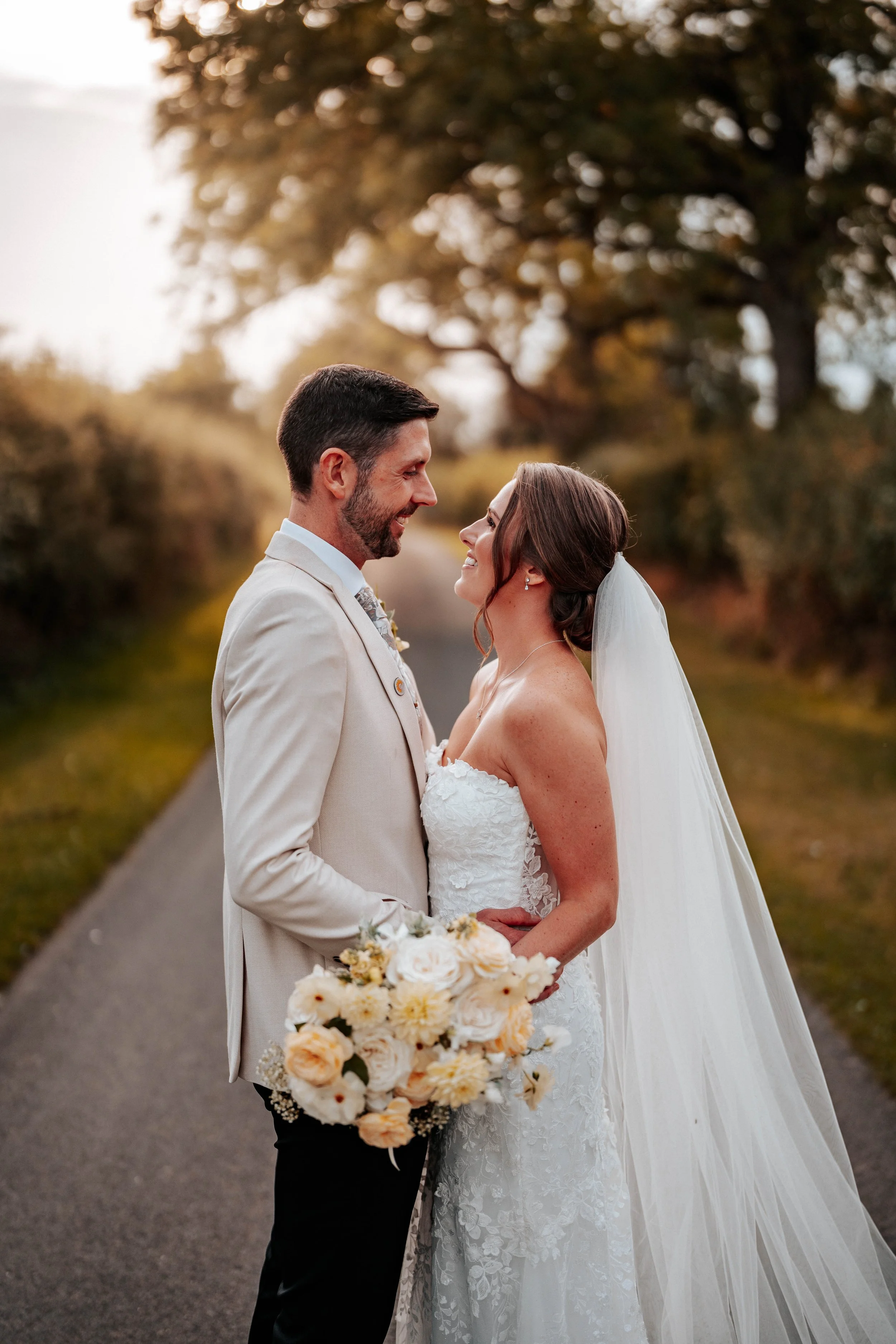 Daniel & Emily -- Eden Barn-380.jpg