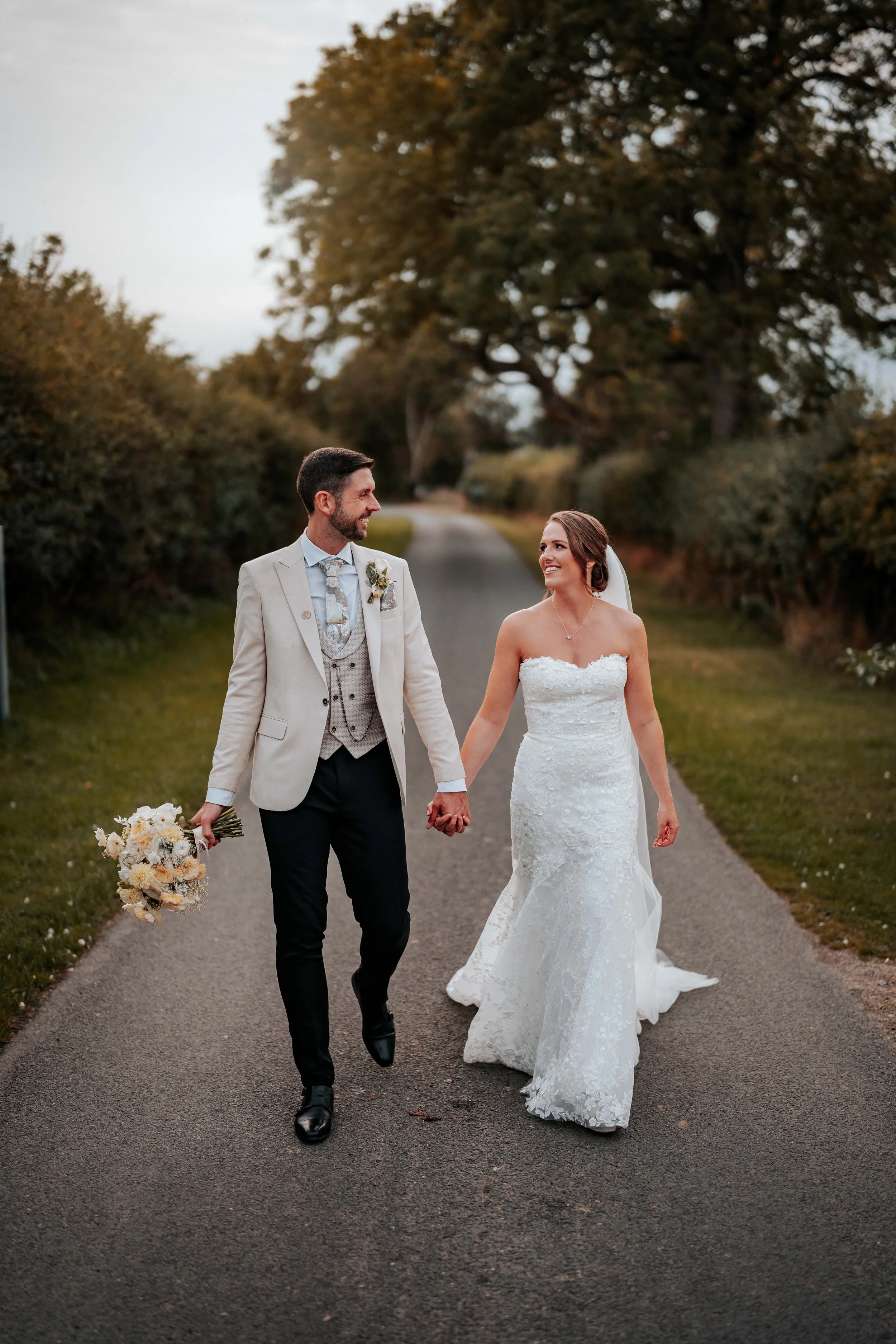 Daniel & Emily -- Eden Barn-389.jpg