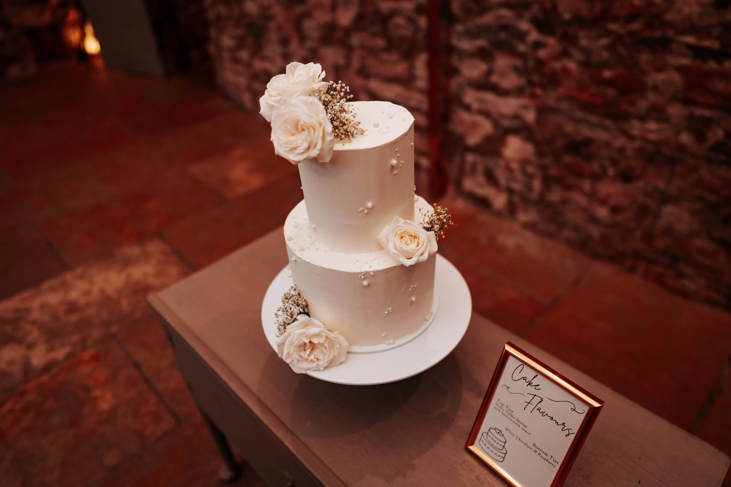 Daniel & Emily -- Eden Barn-461.jpg
