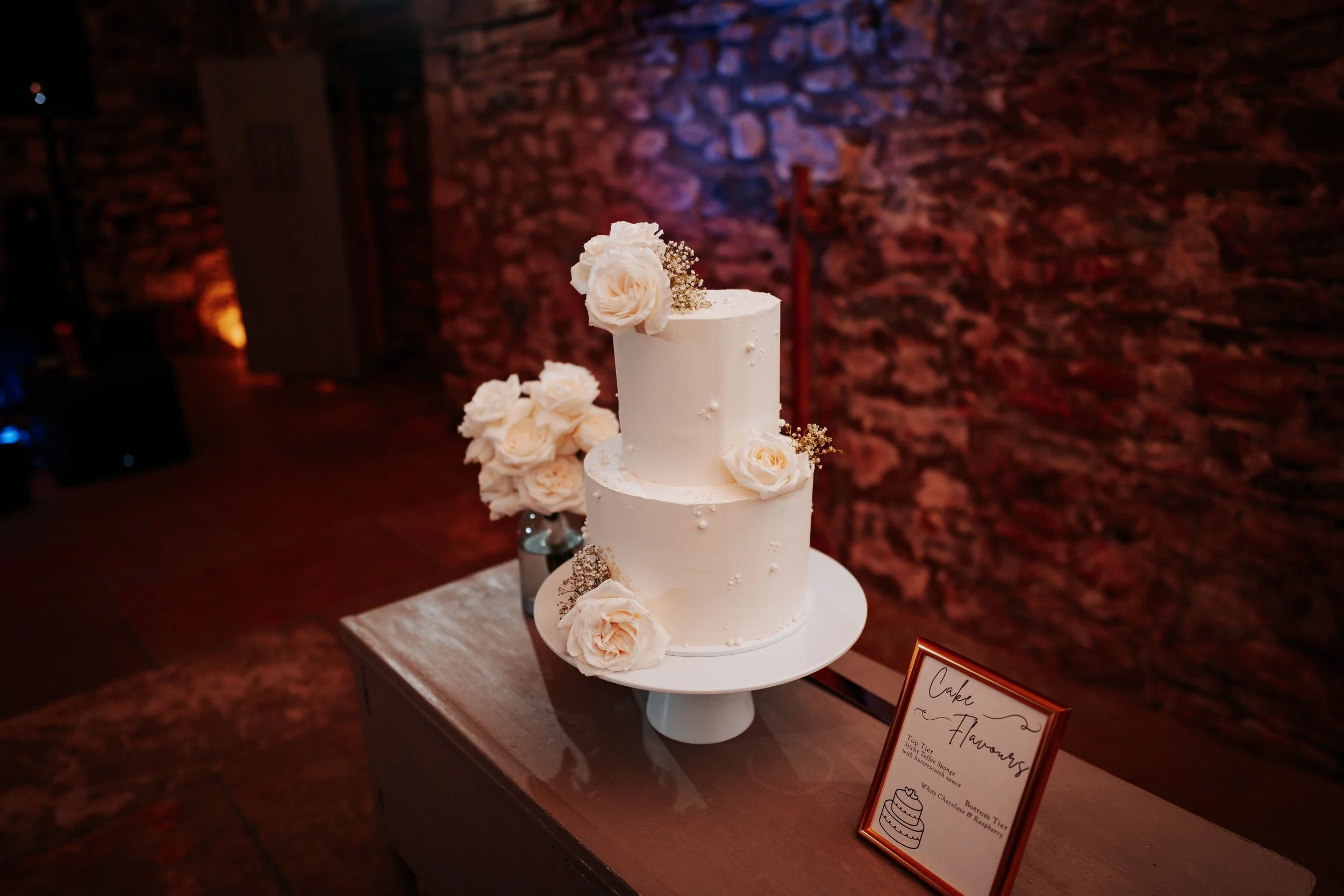 Daniel & Emily -- Eden Barn-462.jpg