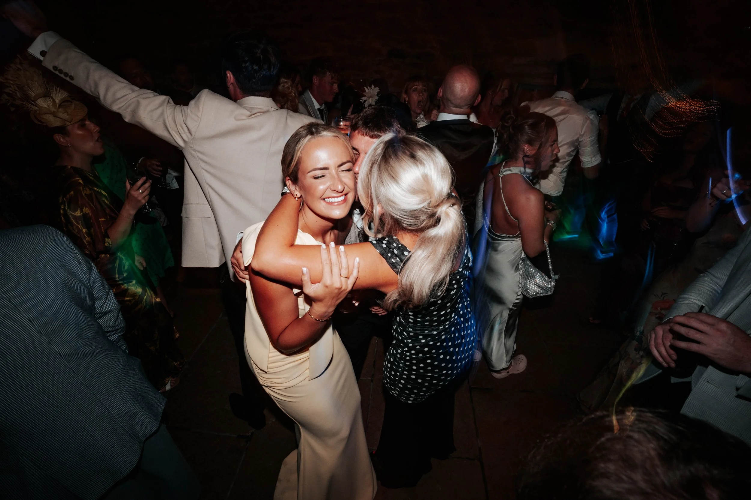 Daniel & Emily -- Eden Barn-496.jpg