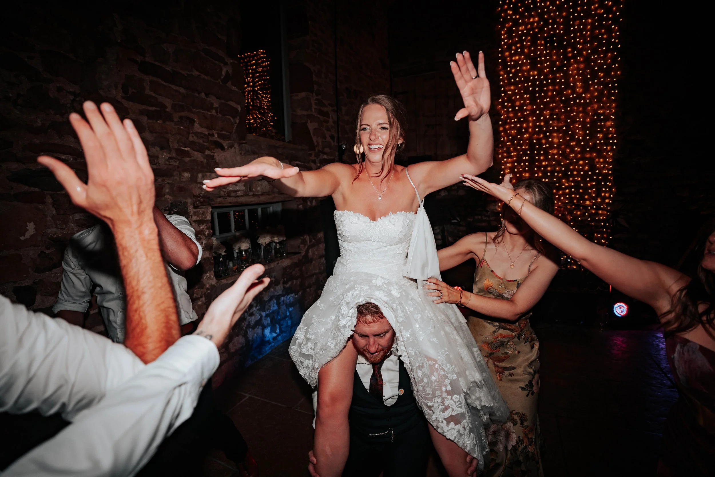 Daniel & Emily -- Eden Barn-510.jpg