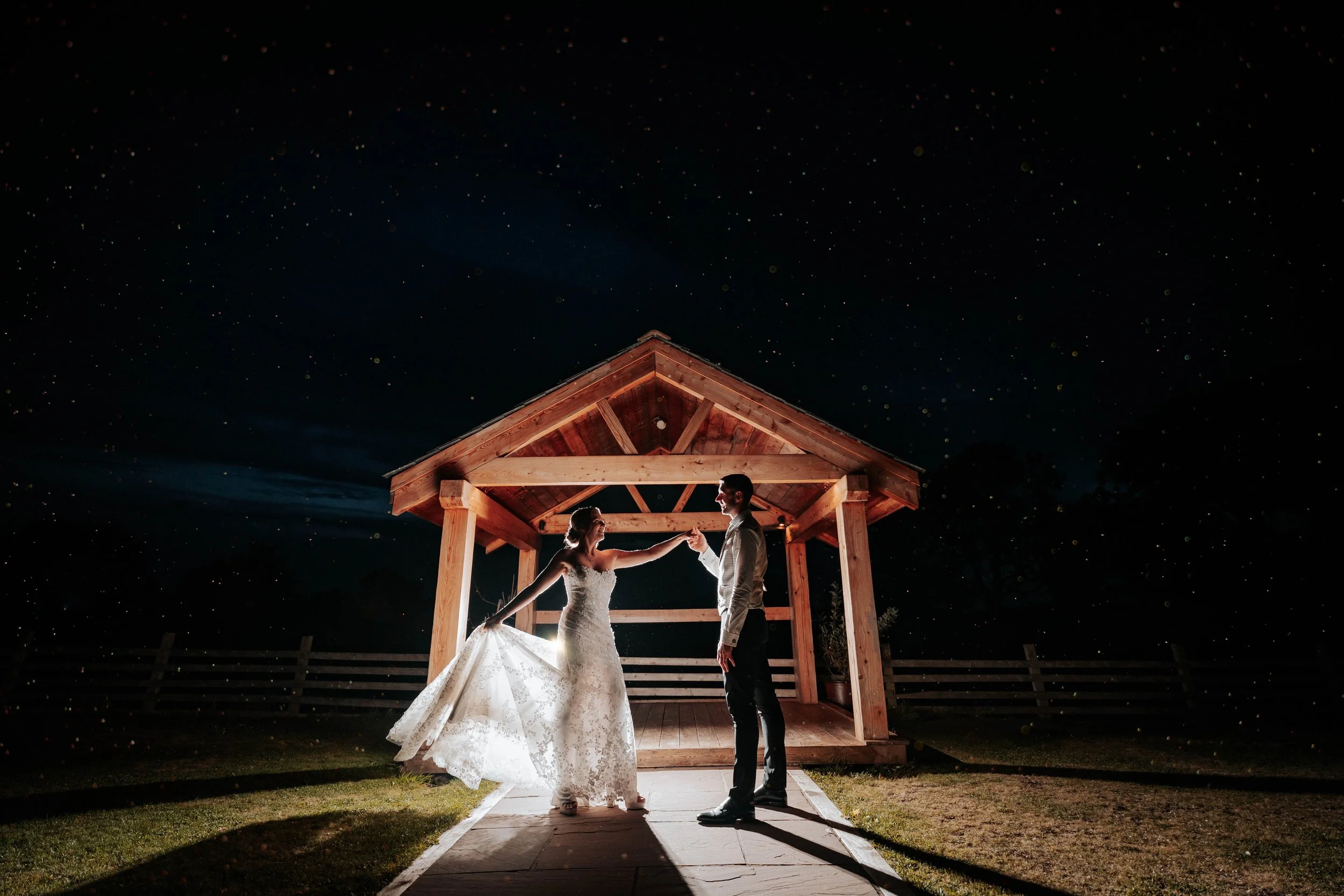 Daniel & Emily -- Eden Barn-530.jpg