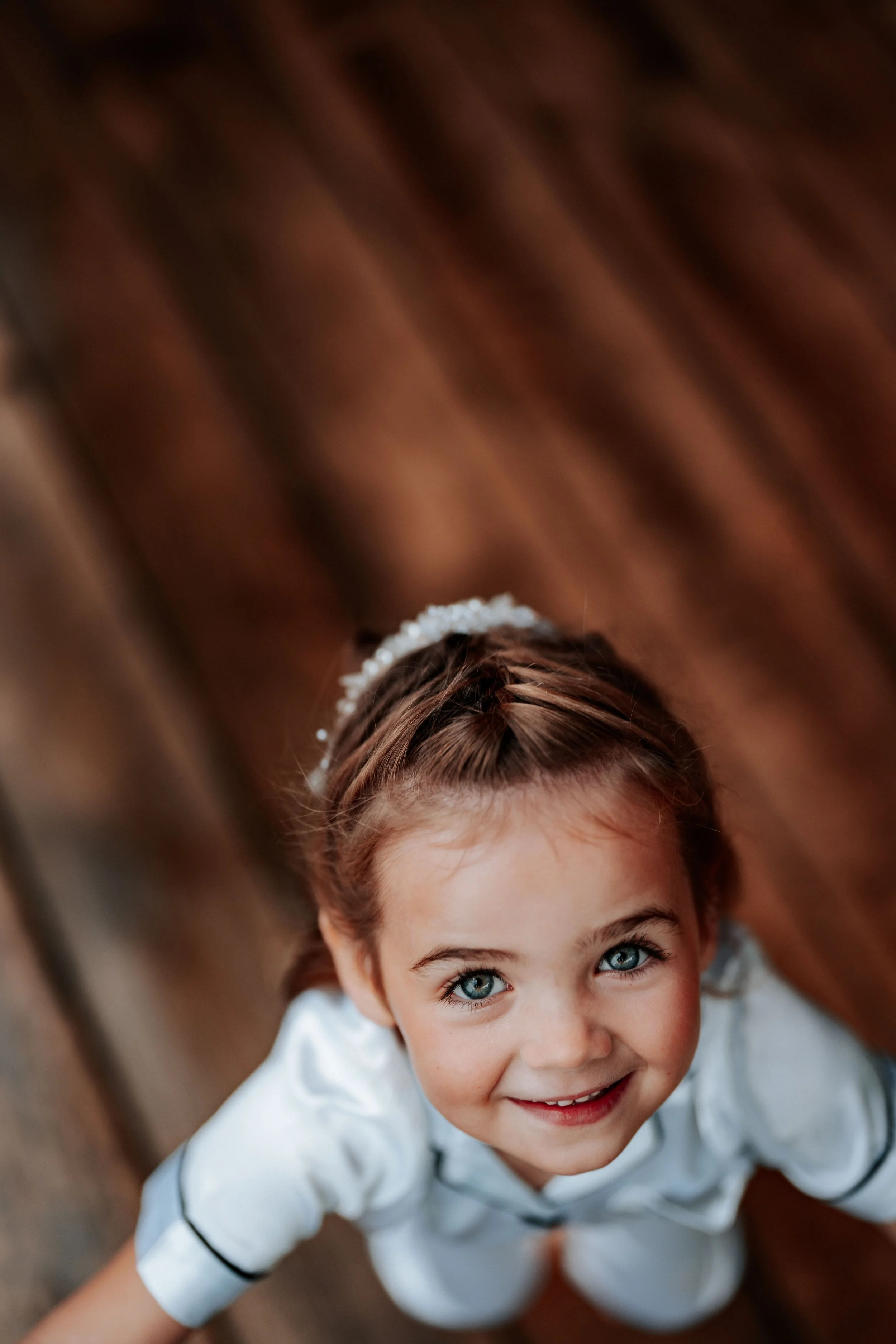 Daryl & Jamie-Emma -- Hidden River Barn-6.jpg