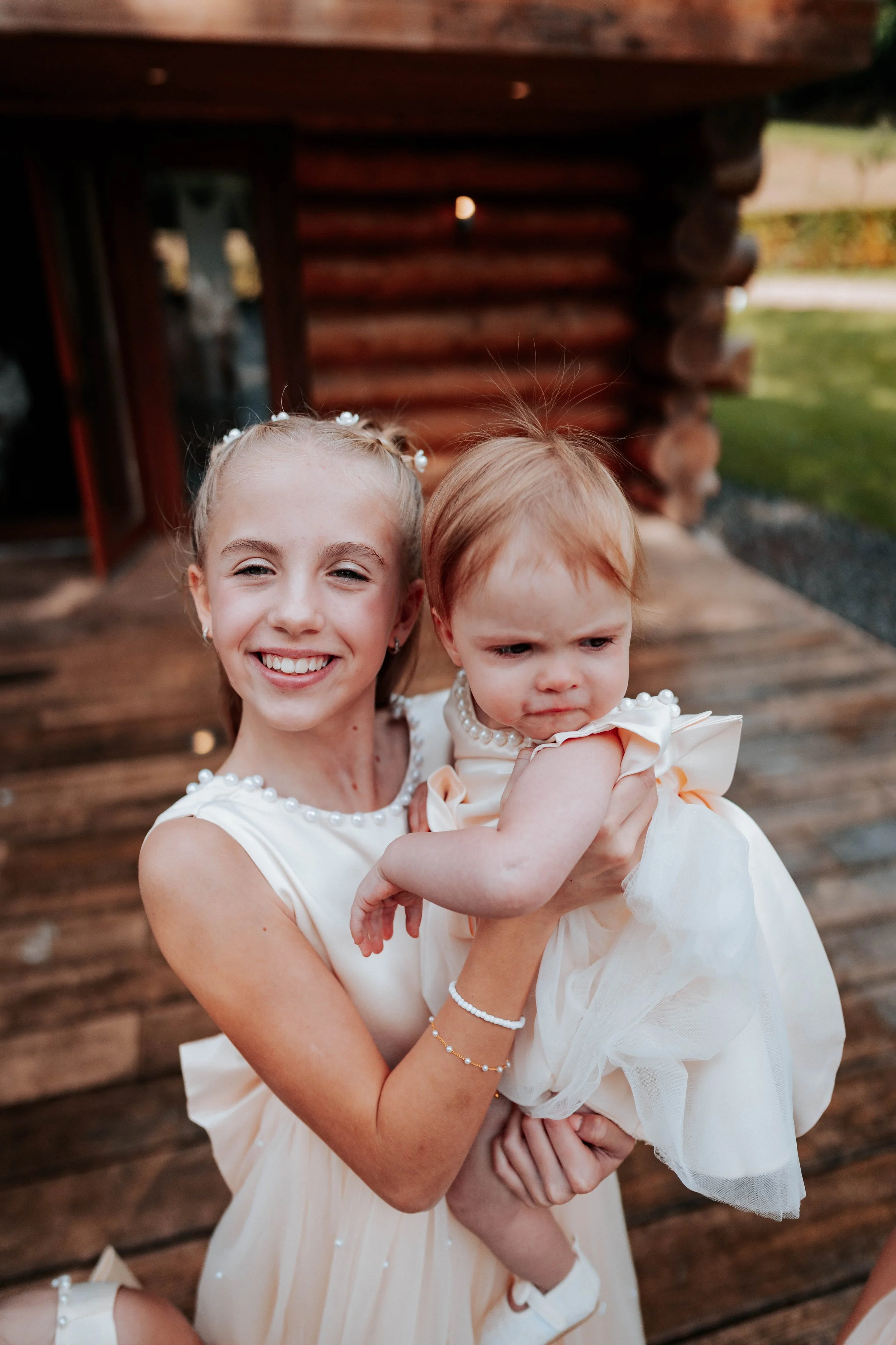 Daryl & Jamie-Emma -- Hidden River Barn-33.jpg