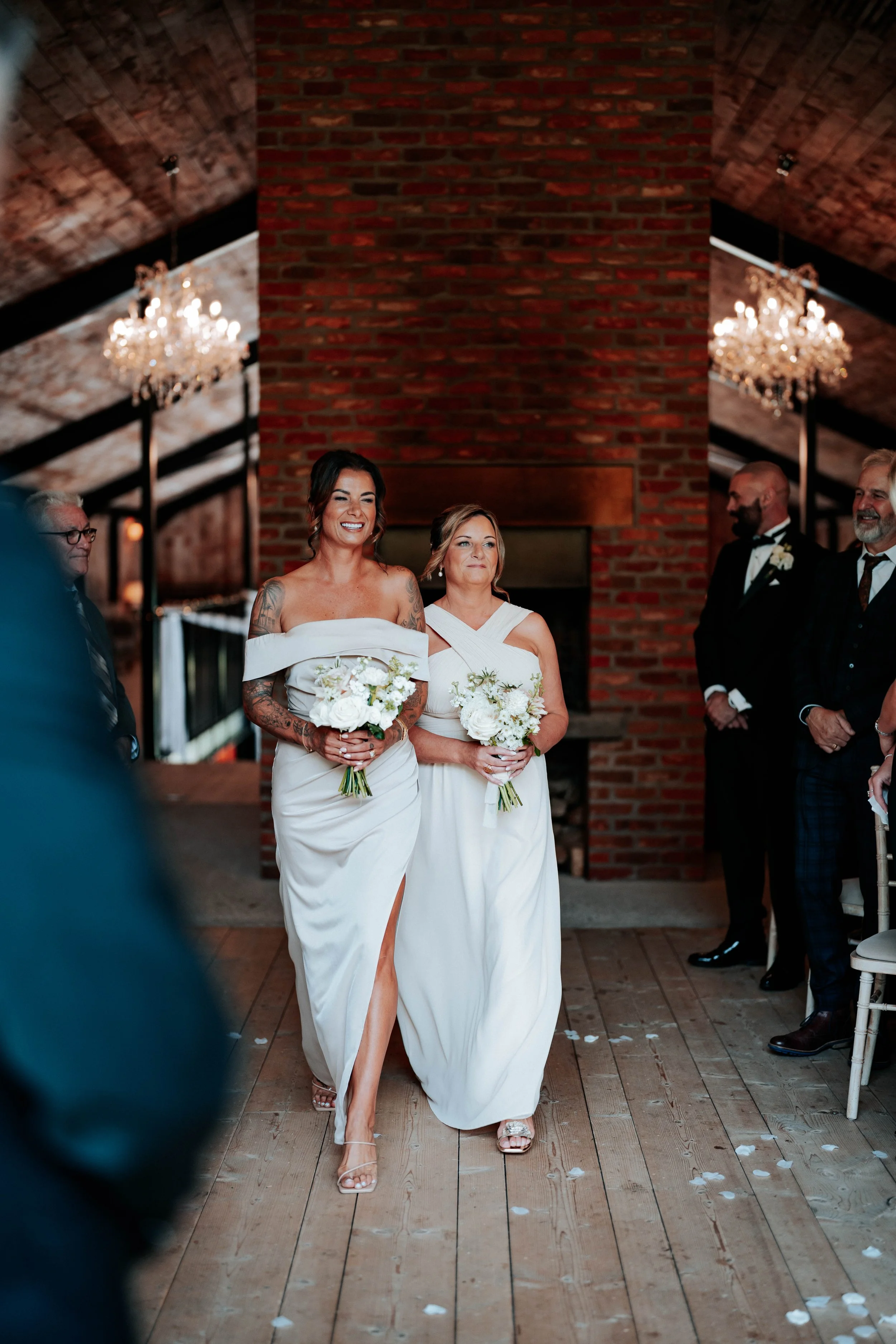 Daryl & Jamie-Emma -- Hidden River Barn-88.jpg