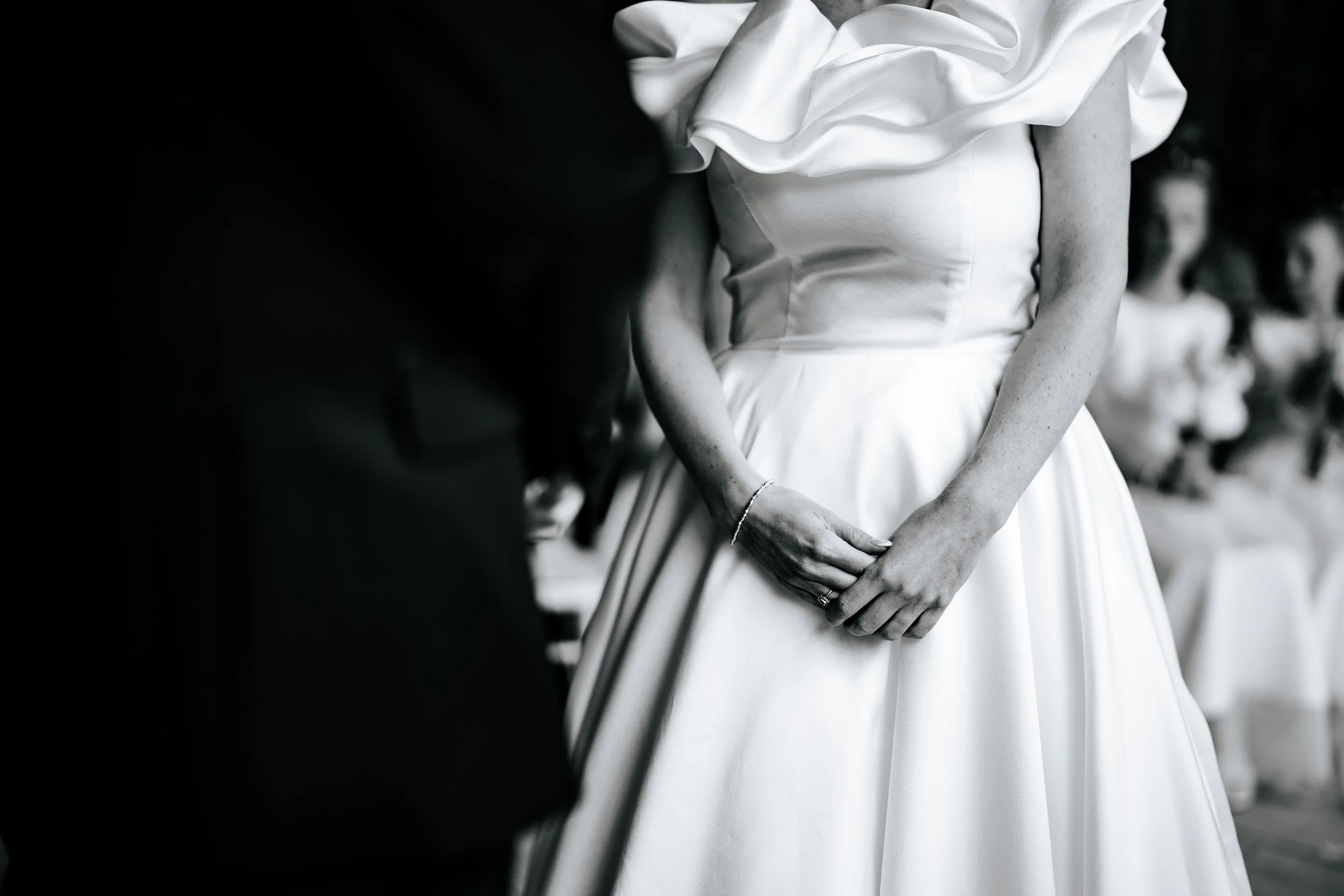 Daryl & Jamie-Emma -- Hidden River Barn-101.jpg