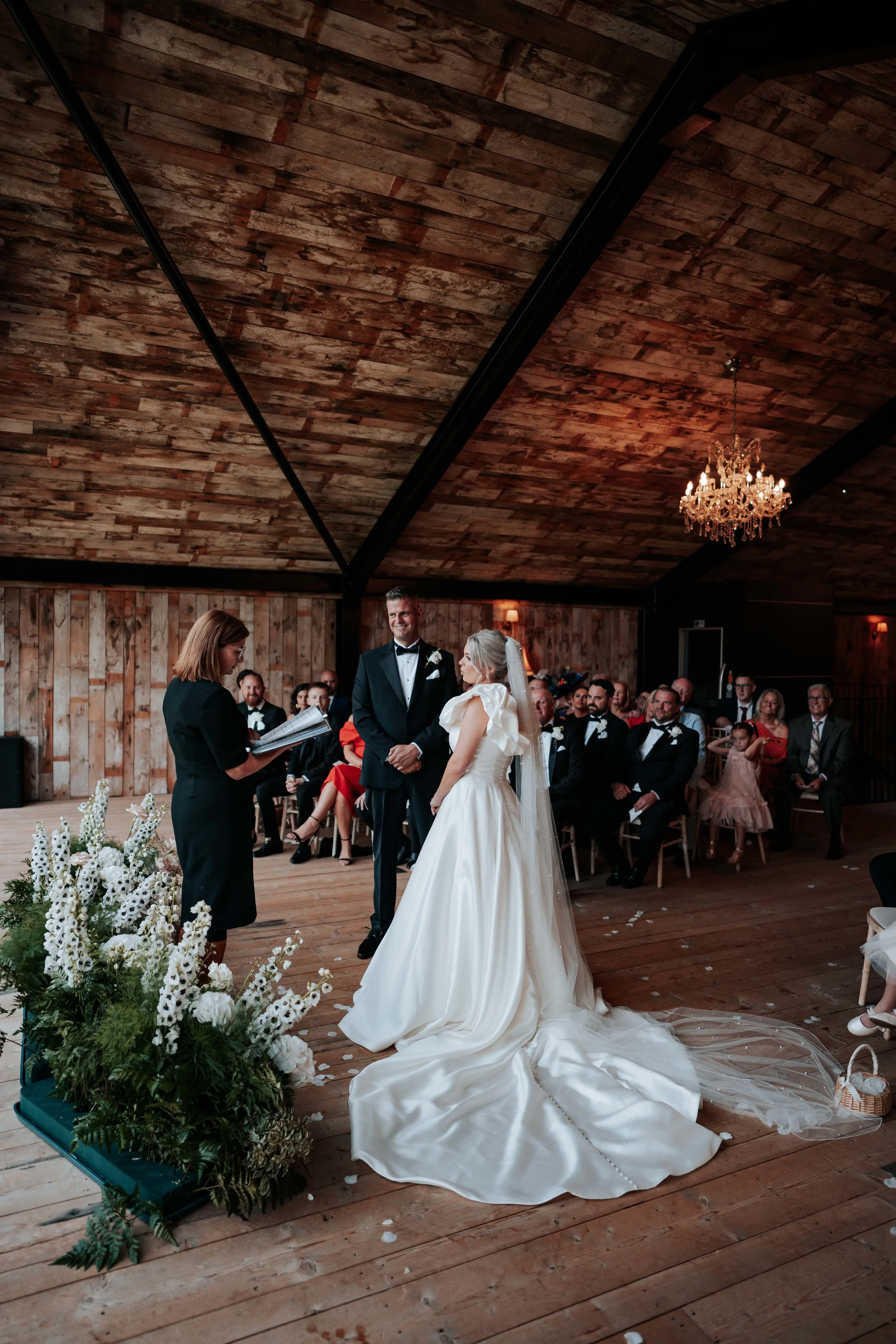 Daryl & Jamie-Emma -- Hidden River Barn-116.jpg