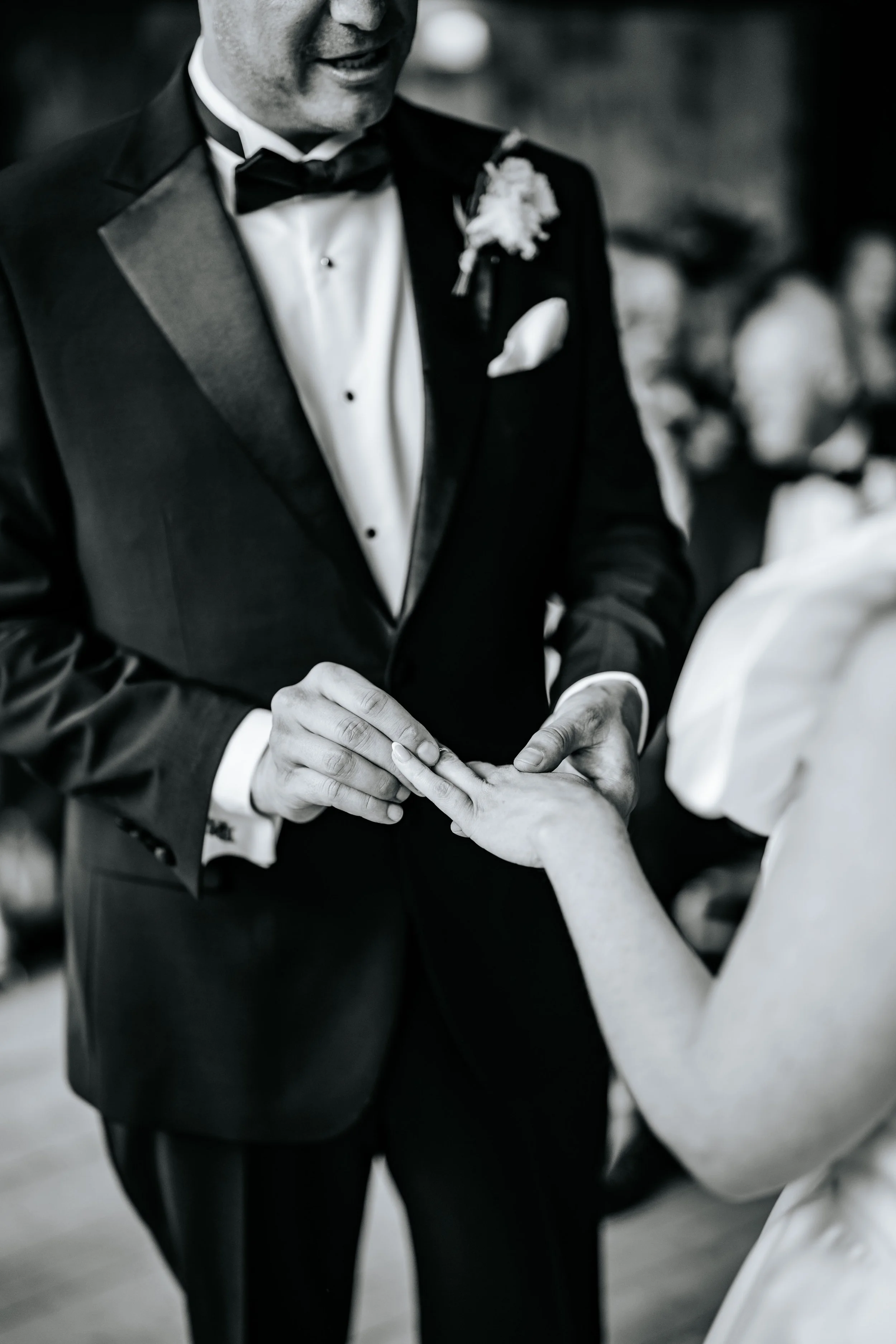 Daryl & Jamie-Emma -- Hidden River Barn-123.jpg