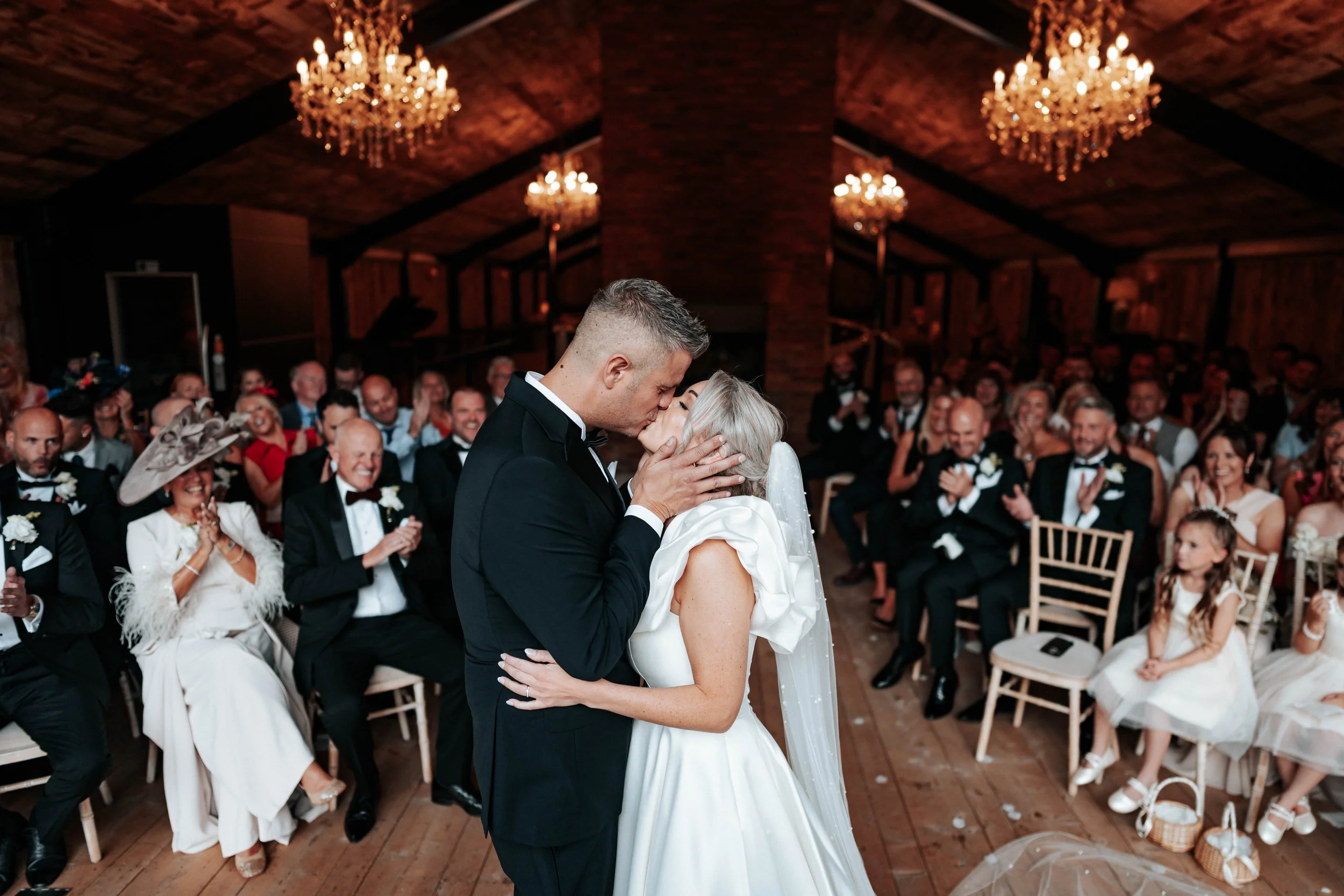 Daryl & Jamie-Emma -- Hidden River Barn-127.jpg
