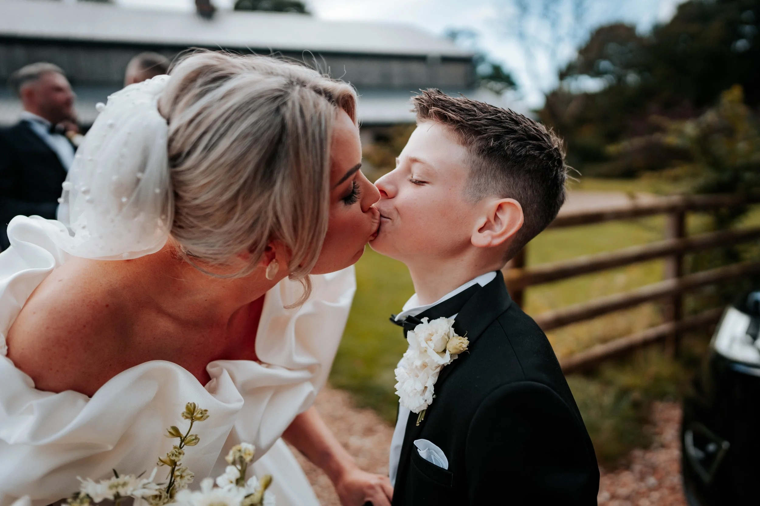 Daryl & Jamie-Emma -- Hidden River Barn-149.jpg