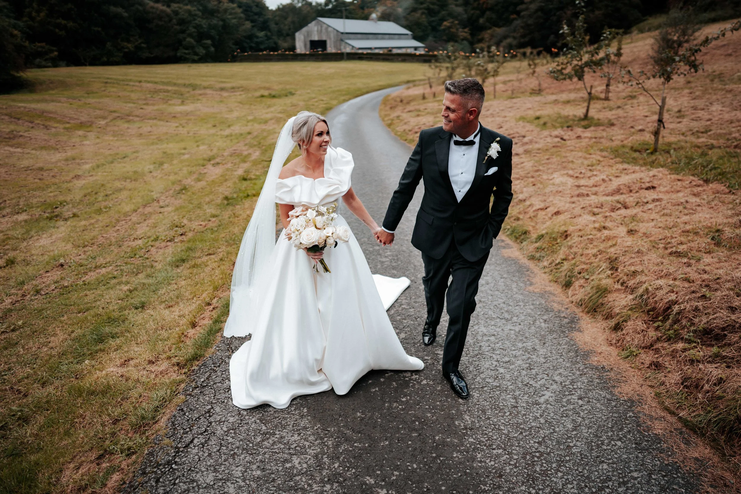 Daryl & Jamie-Emma -- Hidden River Barn-163.jpg