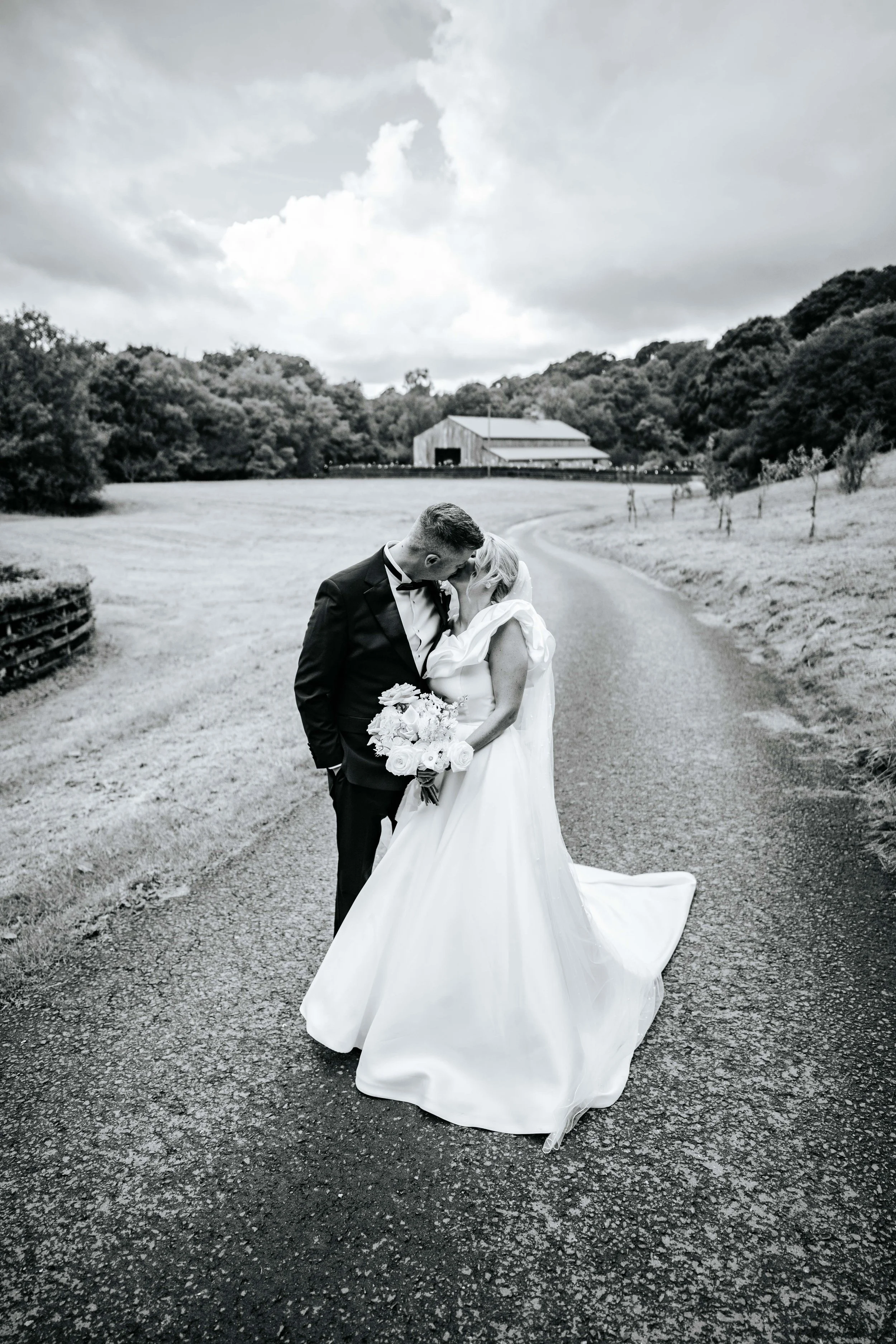 Daryl & Jamie-Emma -- Hidden River Barn-168.jpg