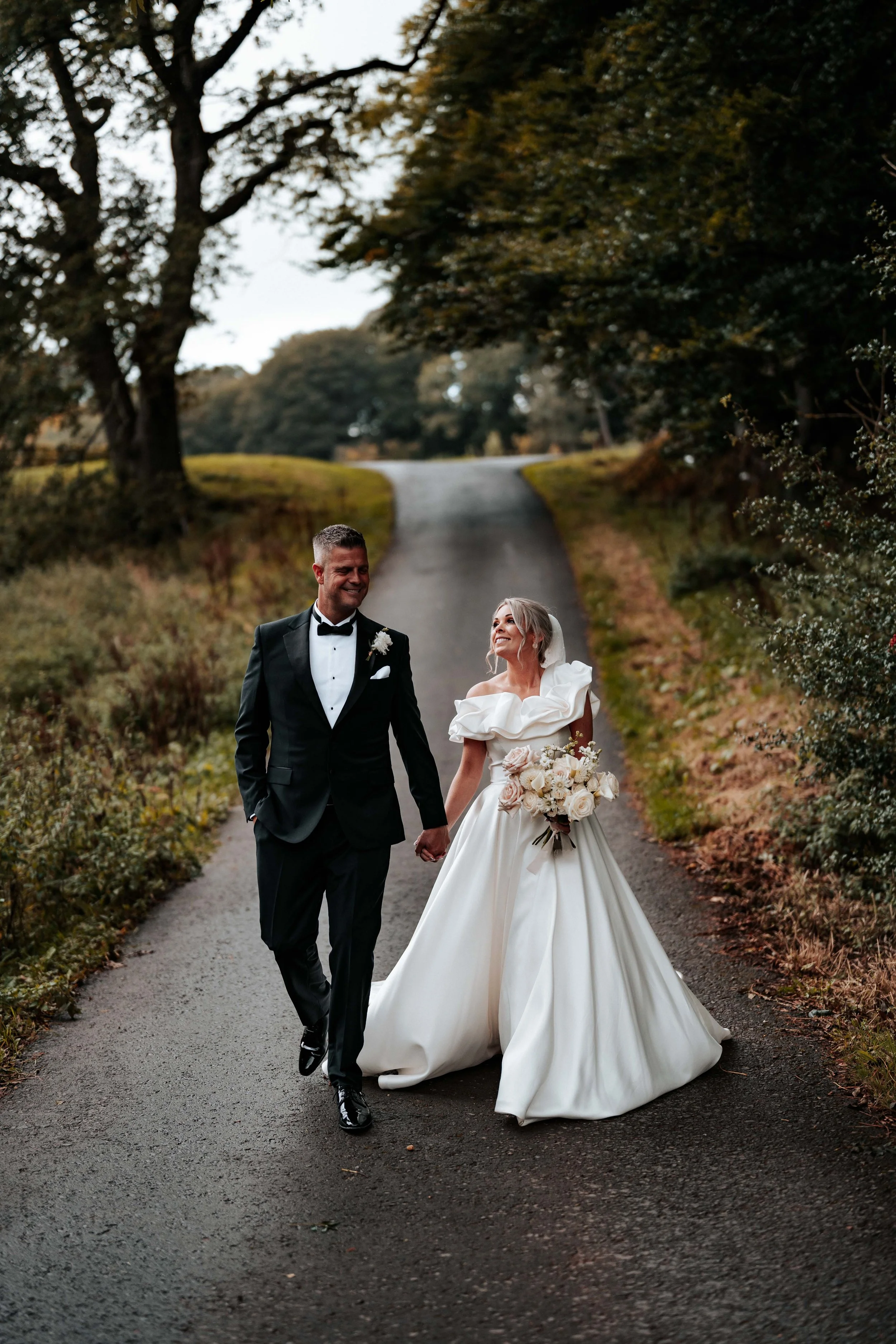 Daryl & Jamie-Emma -- Hidden River Barn-180.jpg