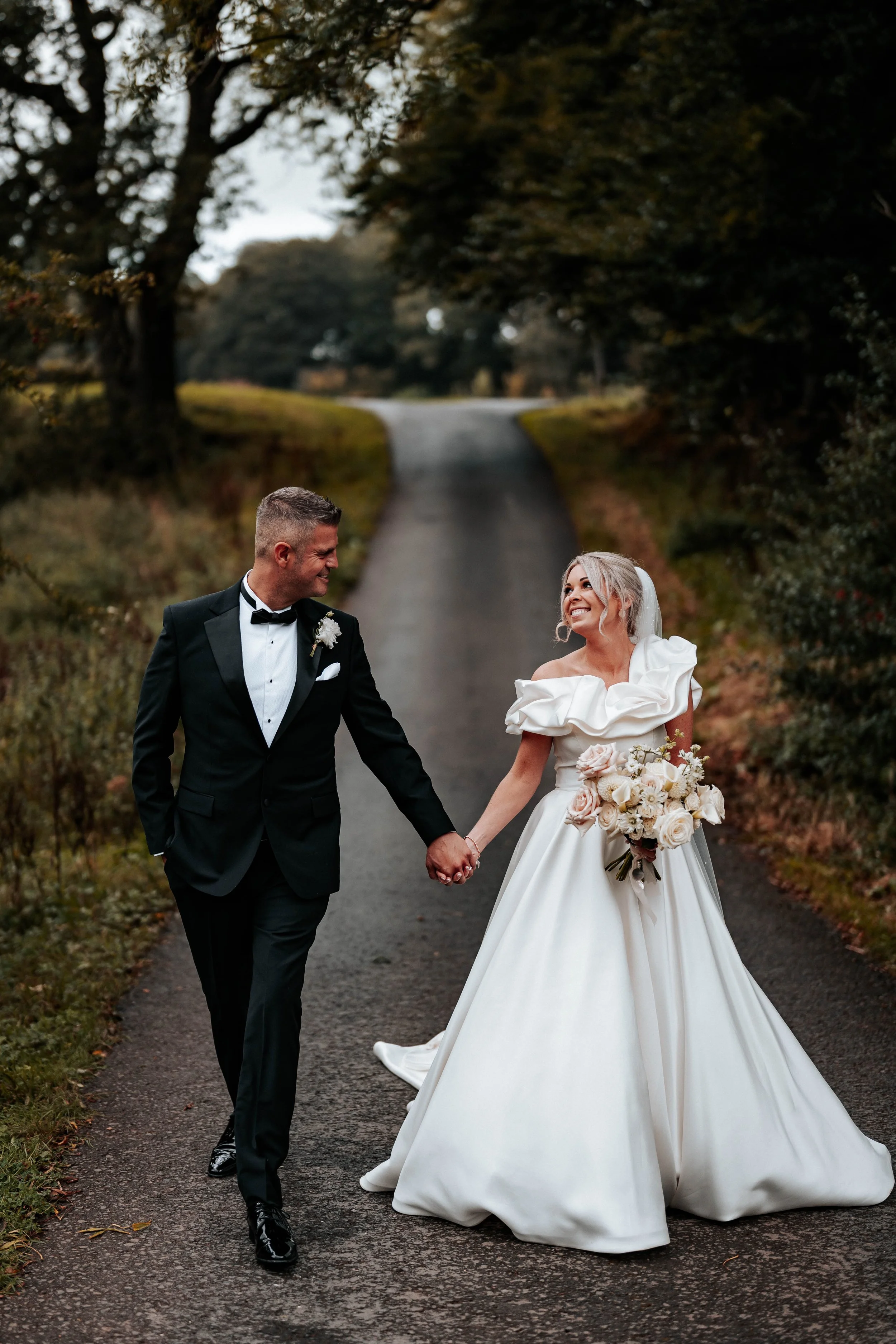 Daryl & Jamie-Emma -- Hidden River Barn-181.jpg