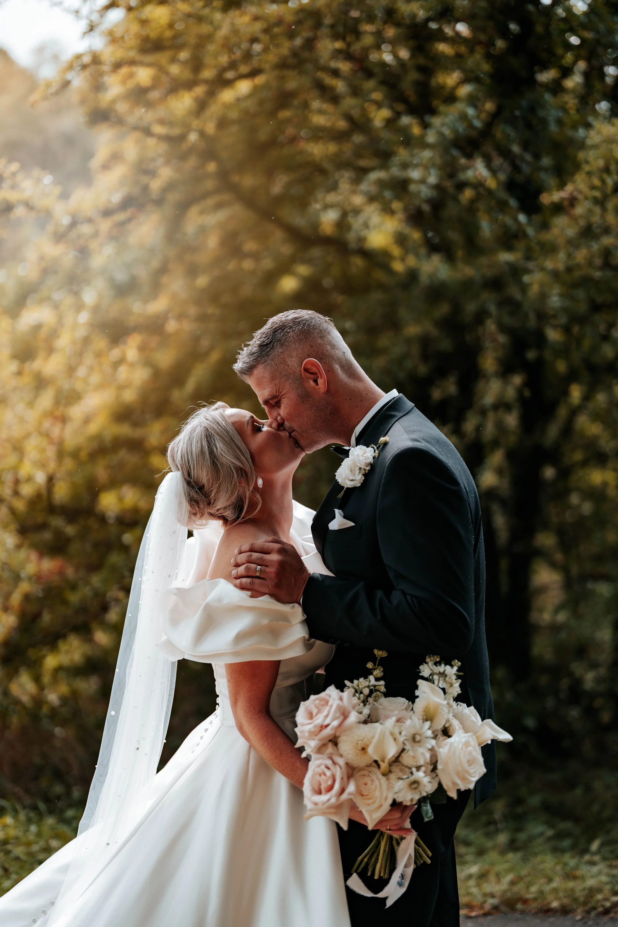 Daryl & Jamie-Emma -- Hidden River Barn-188.jpg