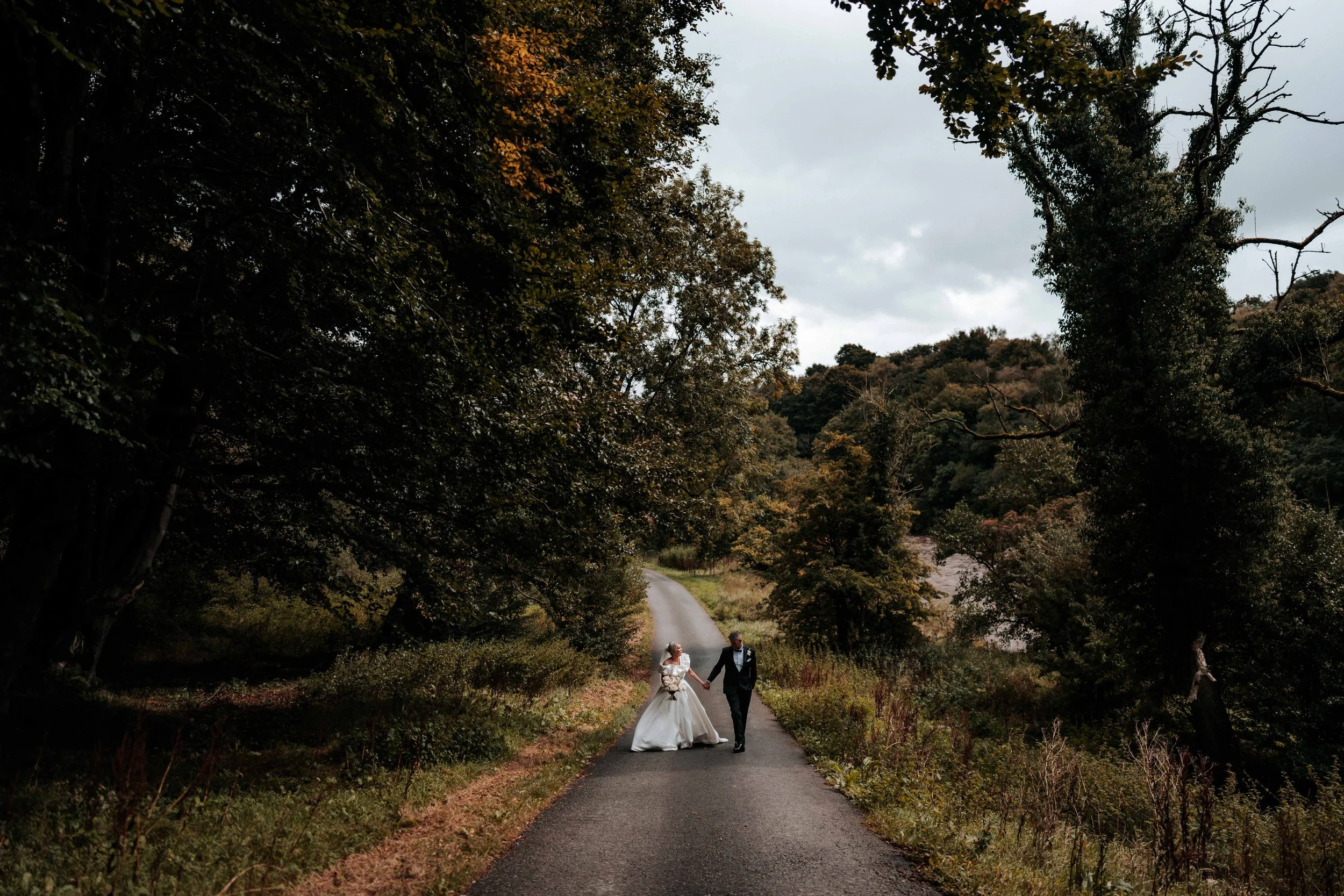 Daryl & Jamie-Emma -- Hidden River Barn-189.jpg