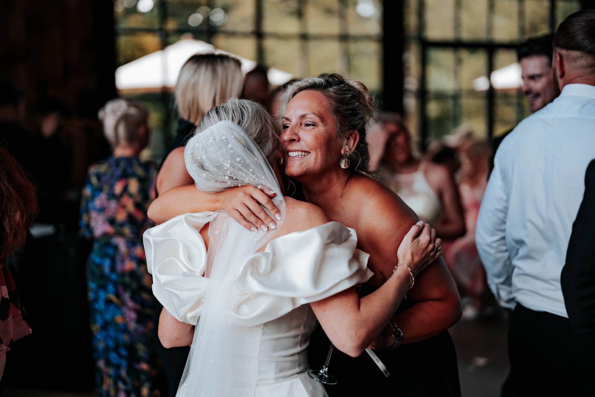 Daryl & Jamie-Emma -- Hidden River Barn-250.jpg