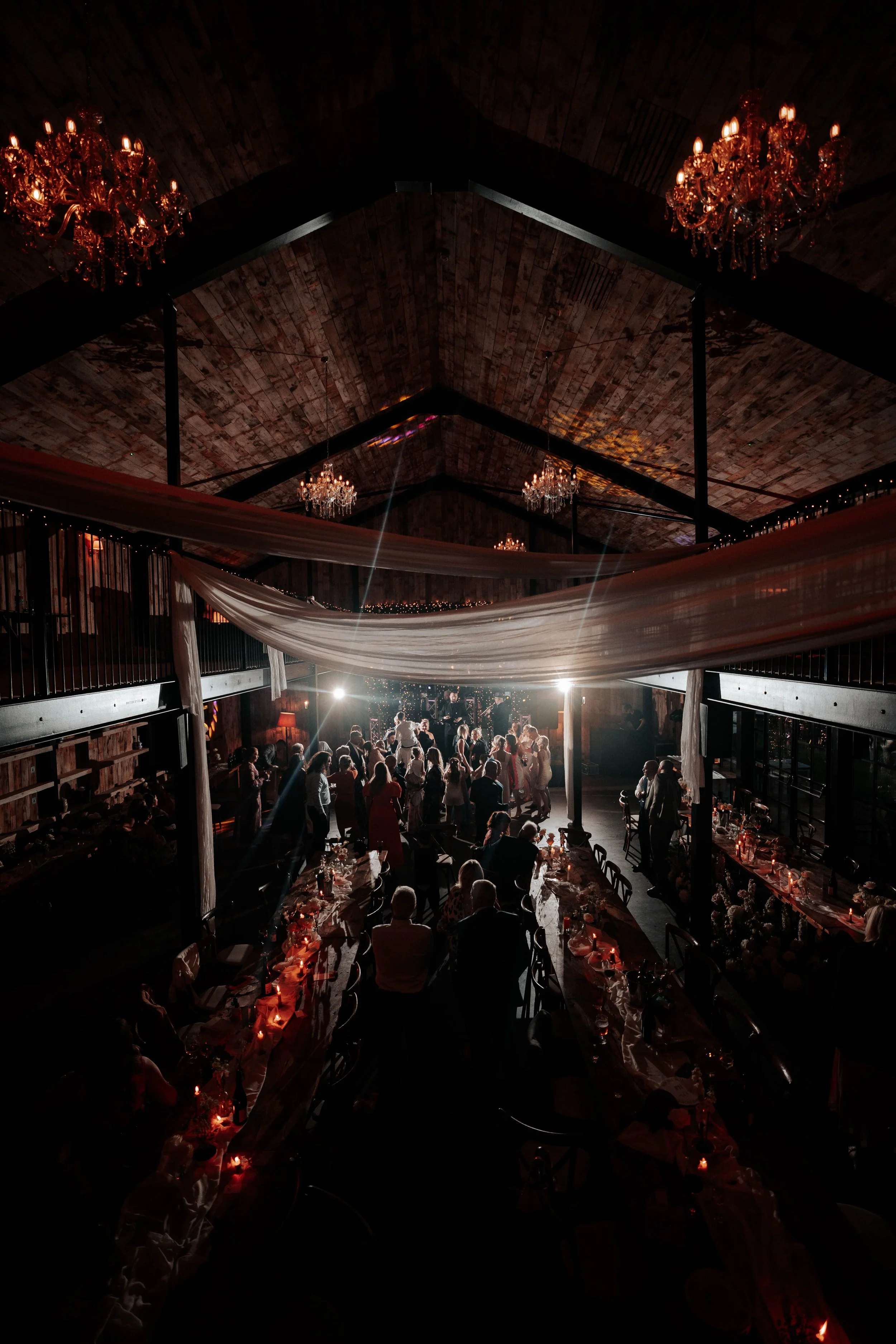 Daryl & Jamie-Emma -- Hidden River Barn-288.jpg