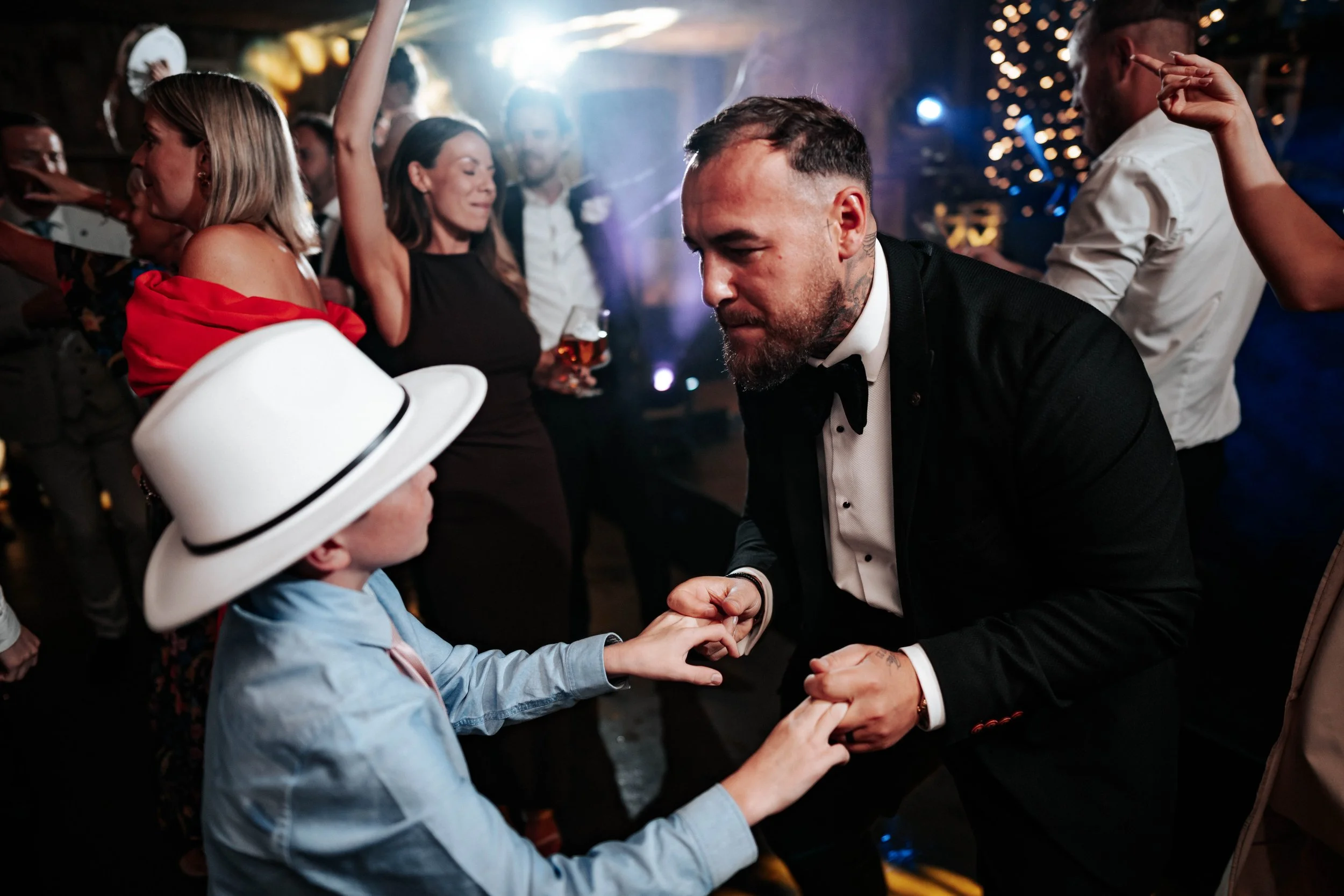 Daryl & Jamie-Emma -- Hidden River Barn-310.jpg