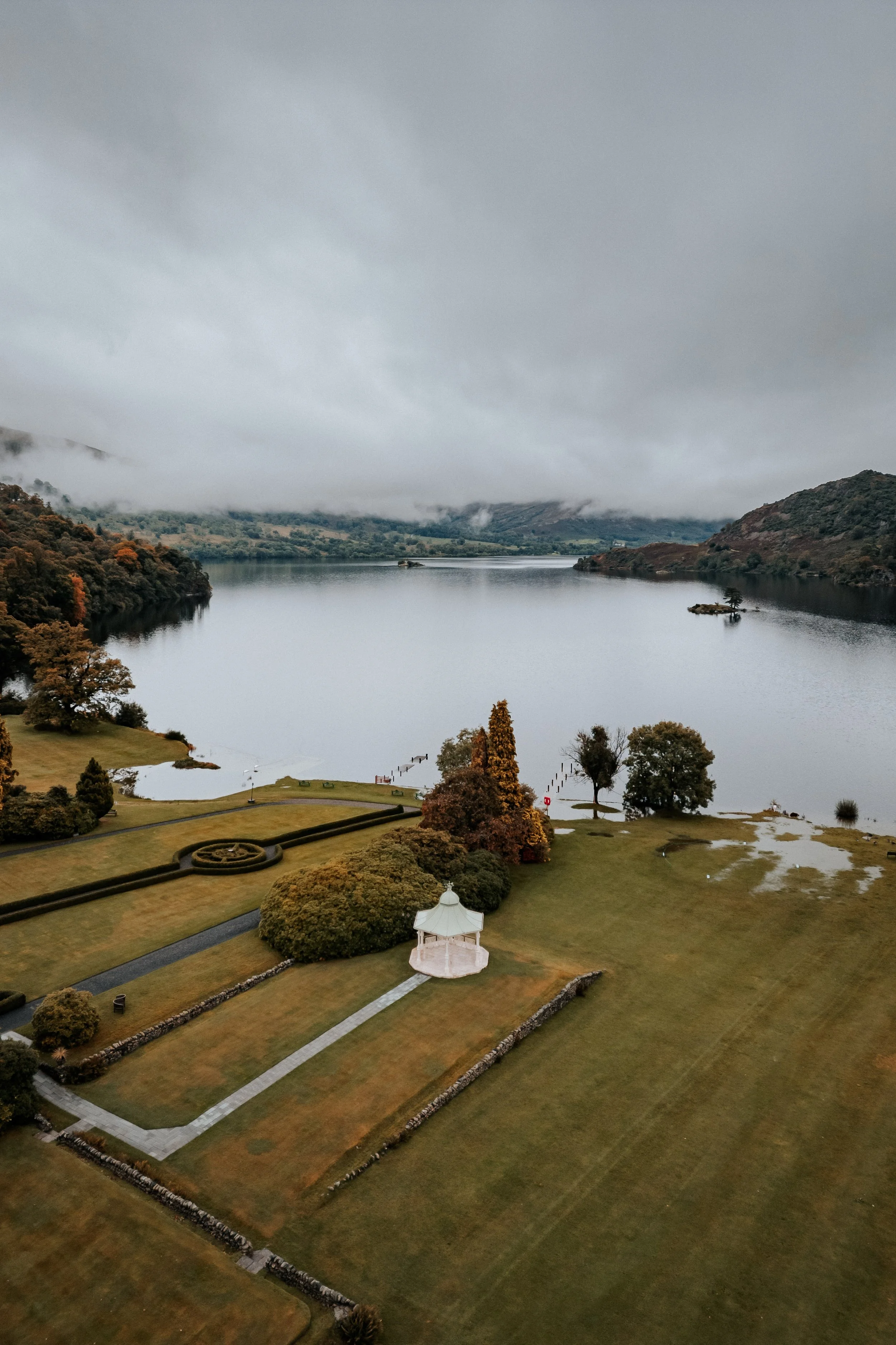 Declan & Nicole -- Inn On The Lake-7.jpg