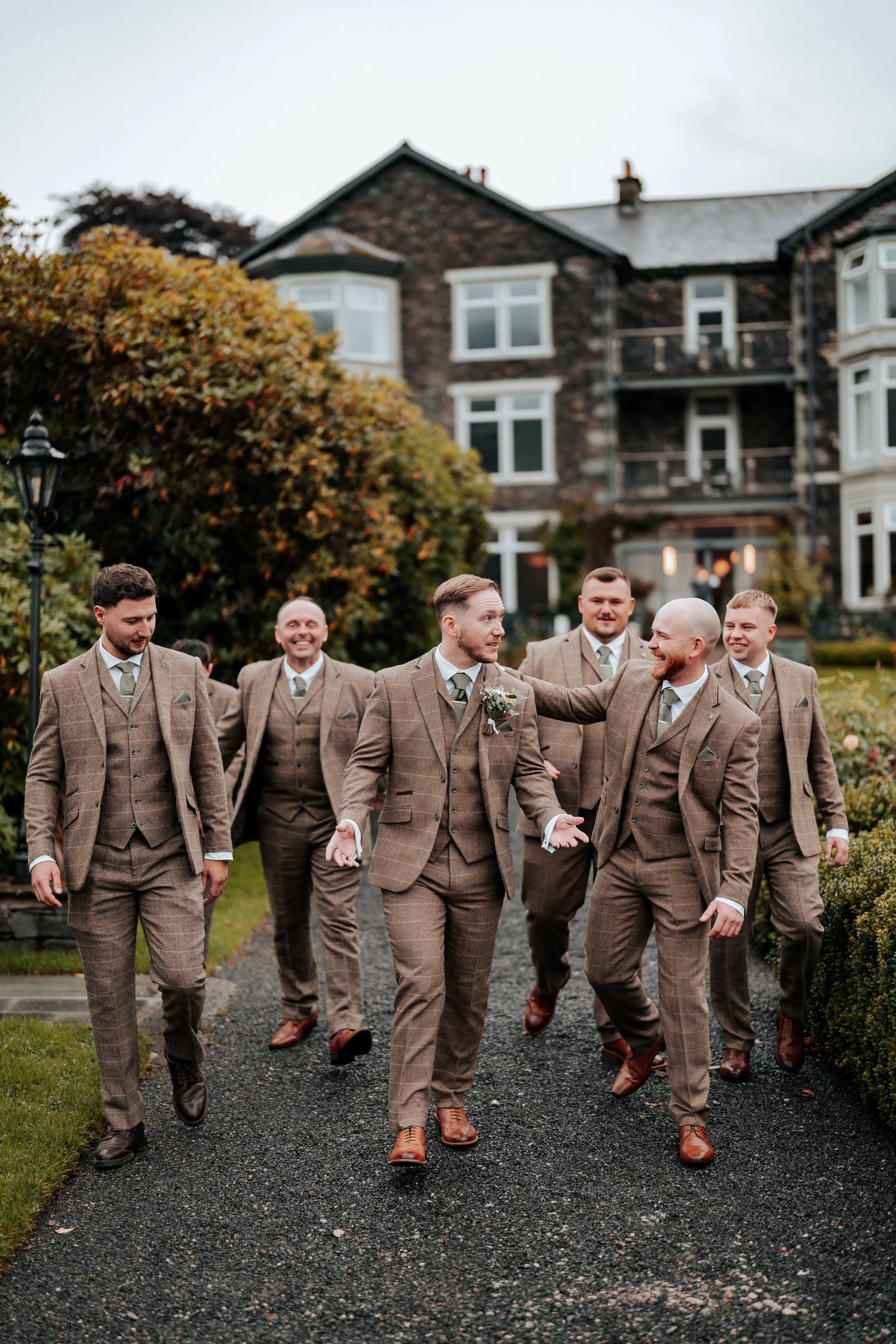 Declan & Nicole -- Inn On The Lake-50.jpg