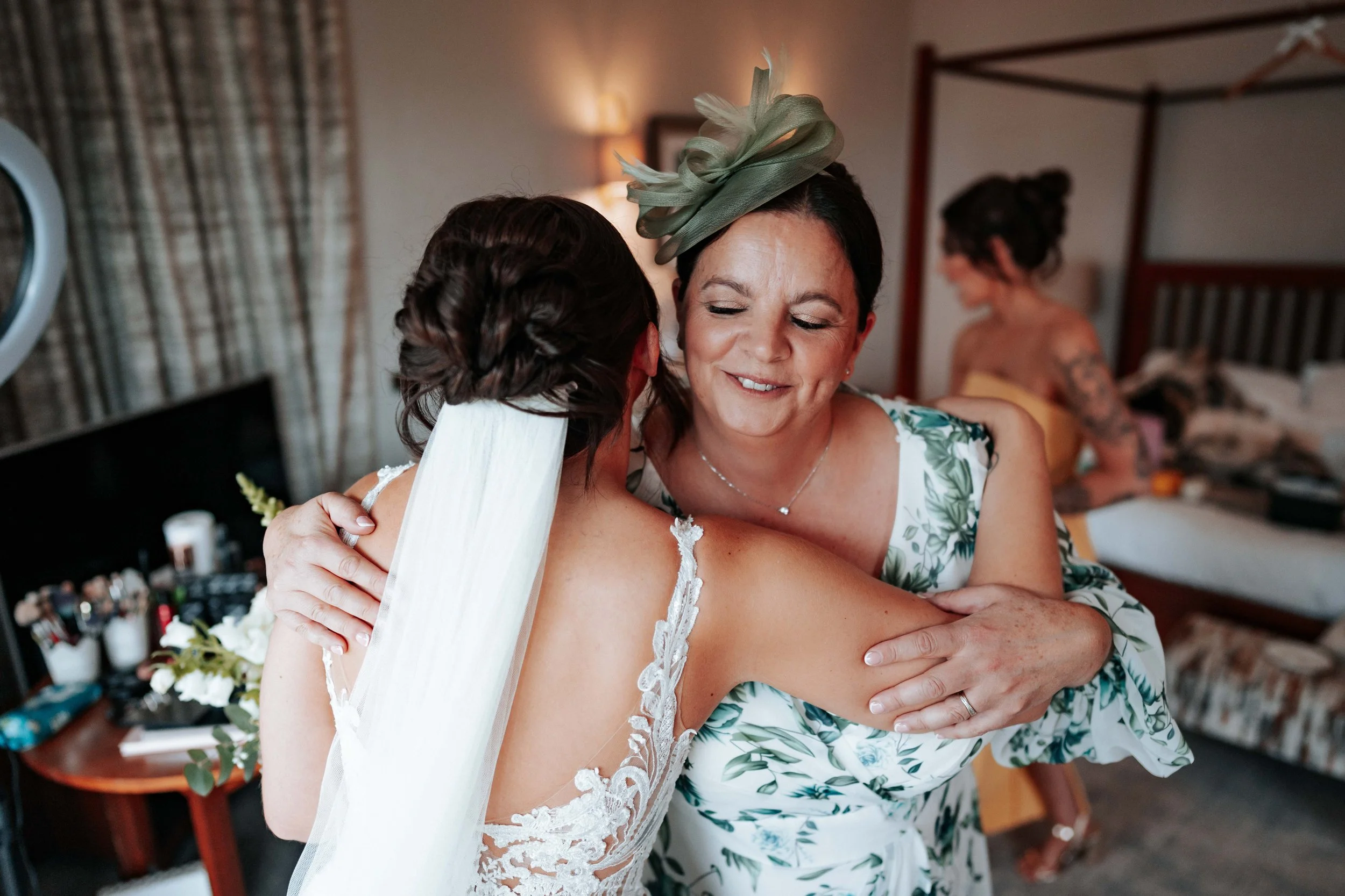 Declan & Nicole -- Inn On The Lake-83.jpg