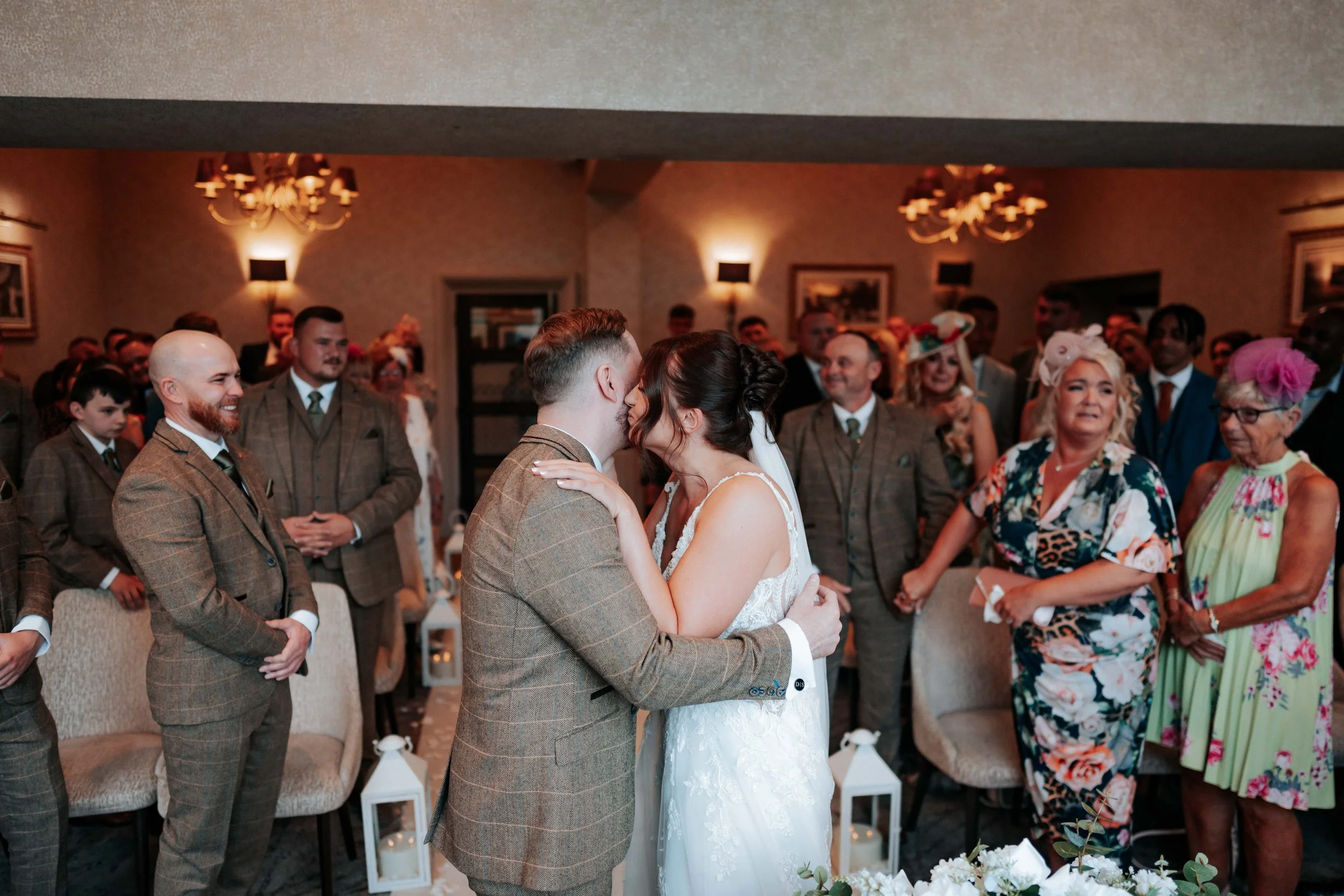 Declan & Nicole -- Inn On The Lake-118.jpg