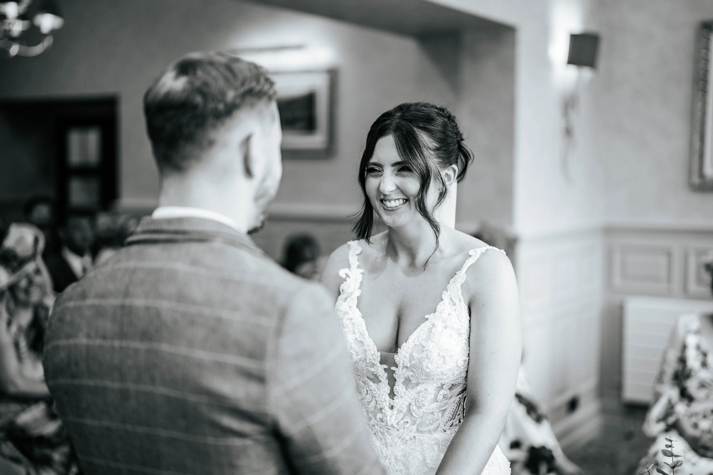 Declan & Nicole -- Inn On The Lake-129.jpg