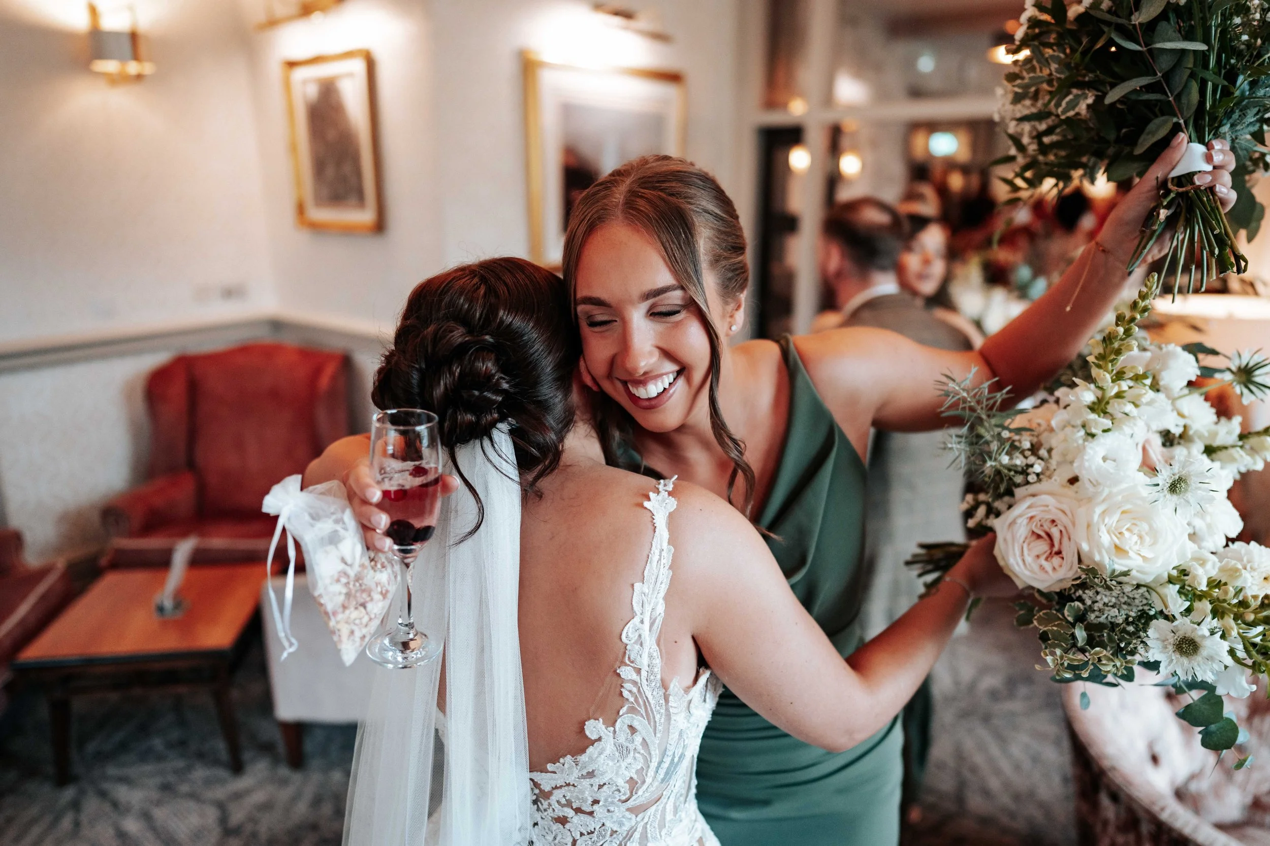 Declan & Nicole -- Inn On The Lake-154.jpg
