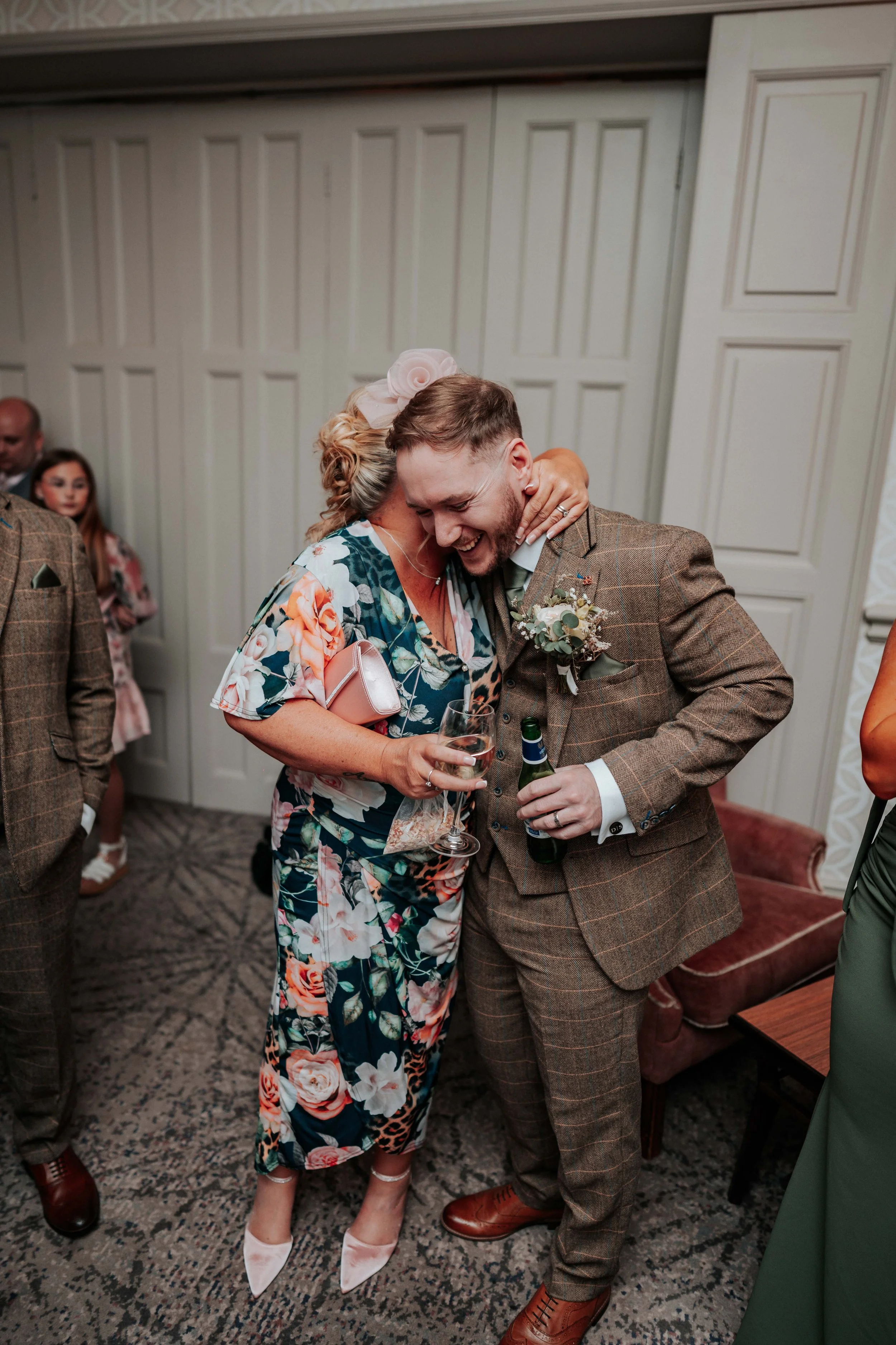 Declan & Nicole -- Inn On The Lake-173.jpg