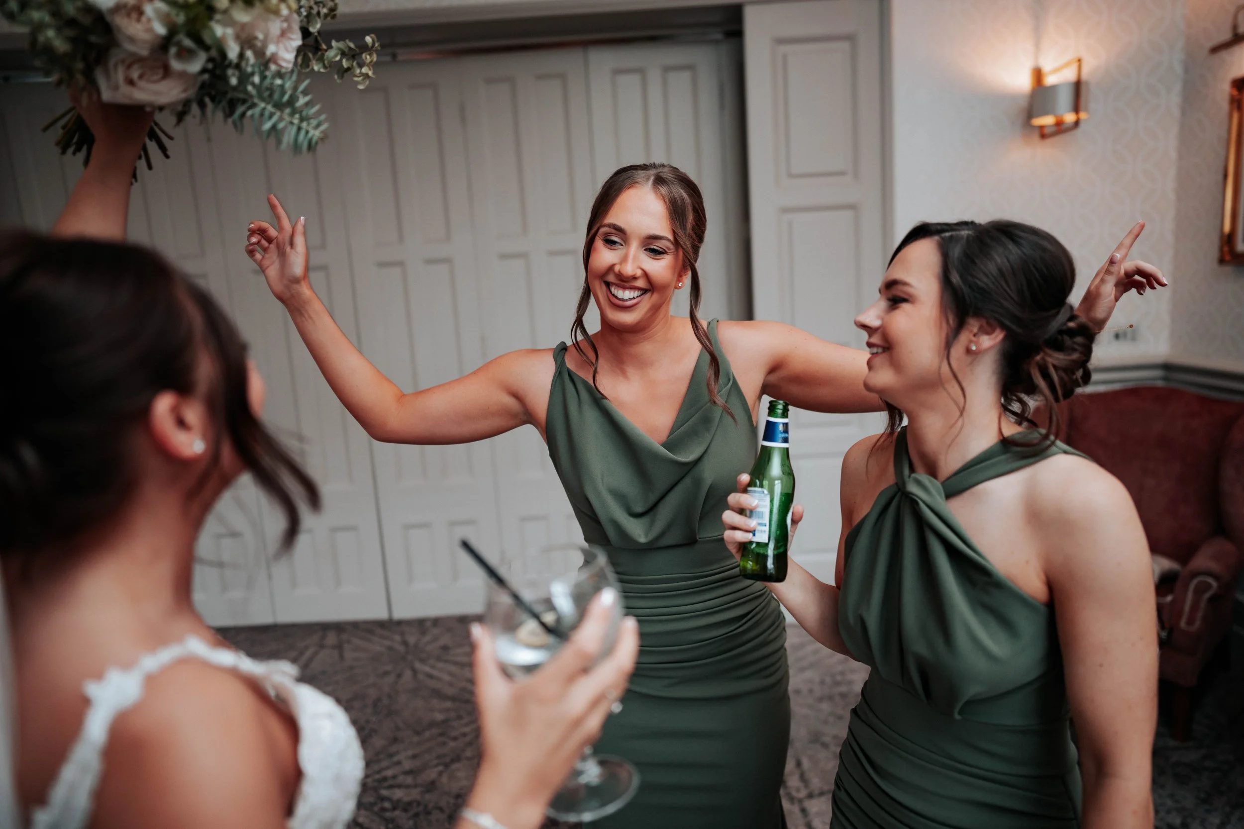 Declan & Nicole -- Inn On The Lake-179.jpg