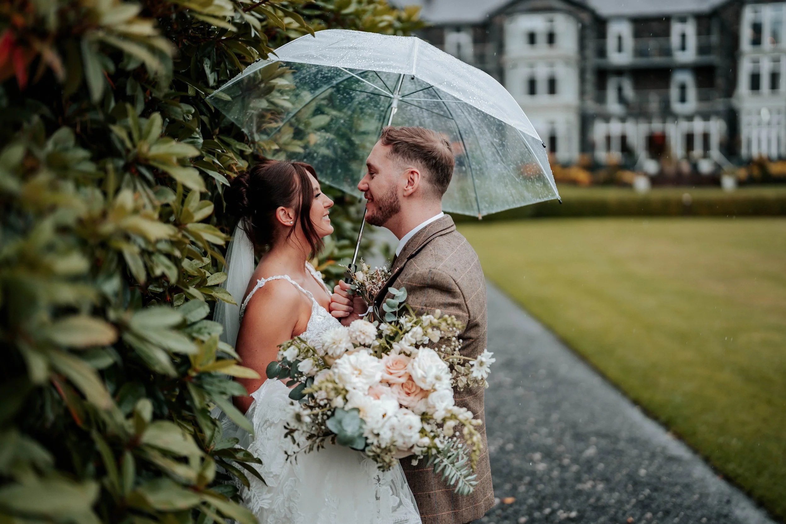 Declan & Nicole -- Inn On The Lake-193.jpg