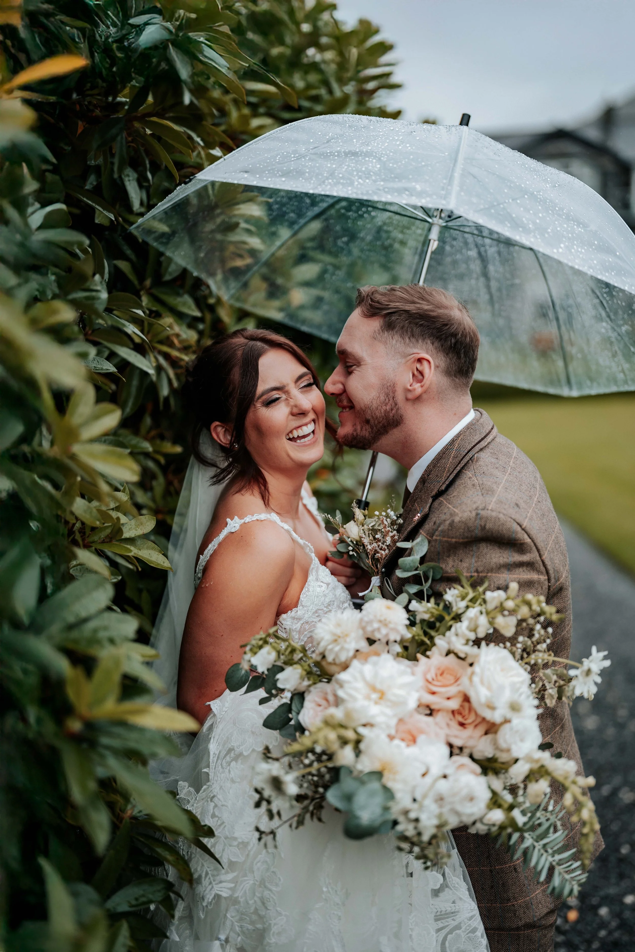 Declan & Nicole -- Inn On The Lake-197.jpg