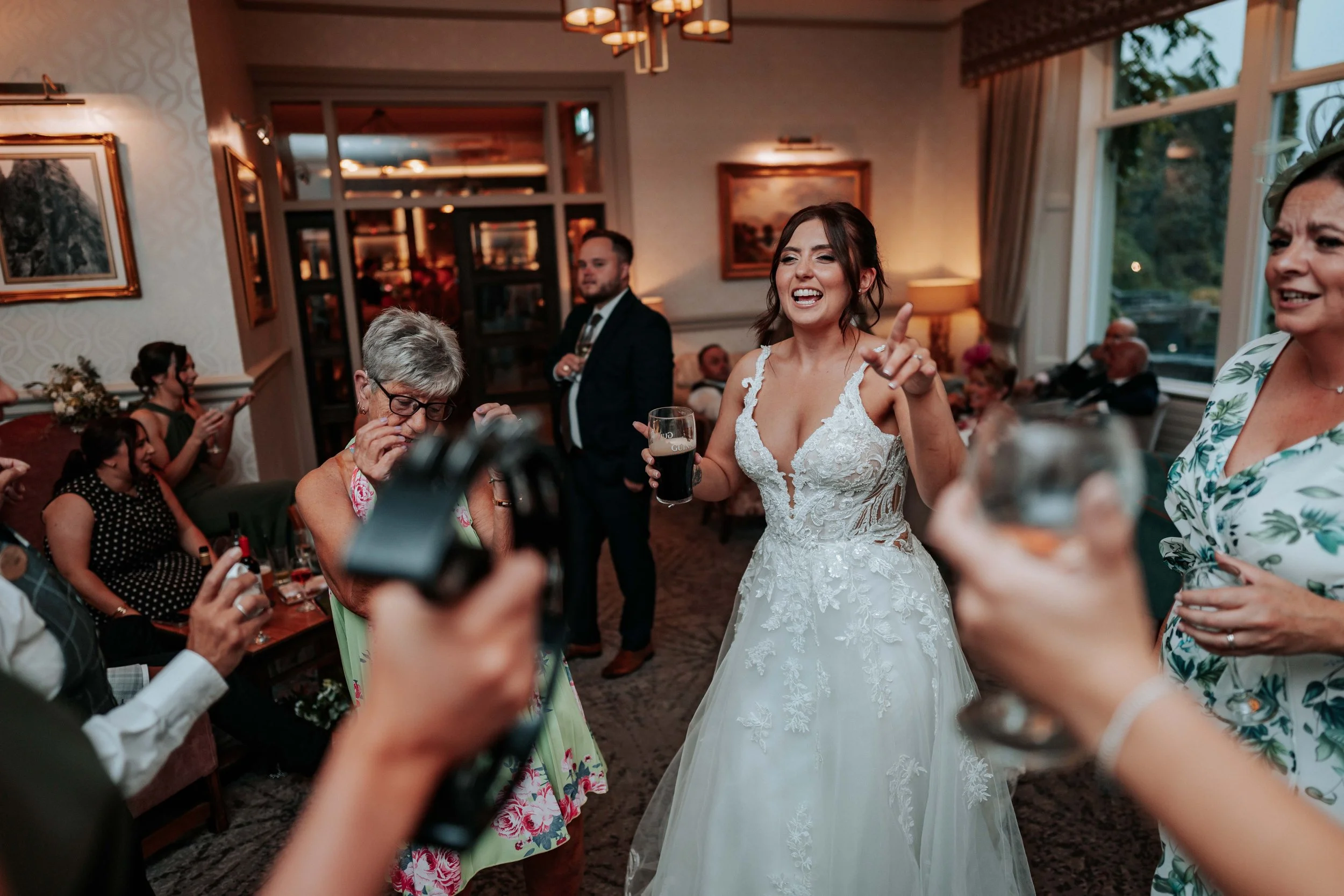 Declan & Nicole -- Inn On The Lake-275.jpg