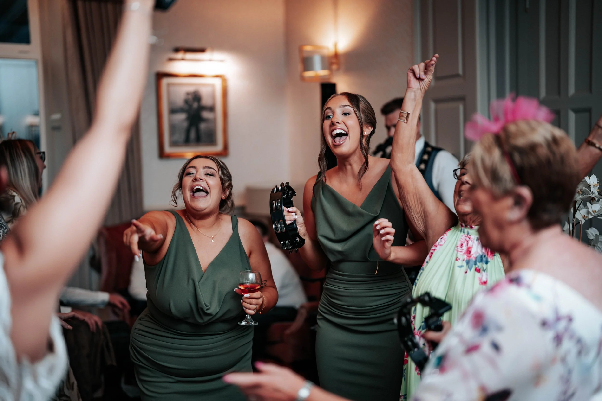 Declan & Nicole -- Inn On The Lake-280.jpg