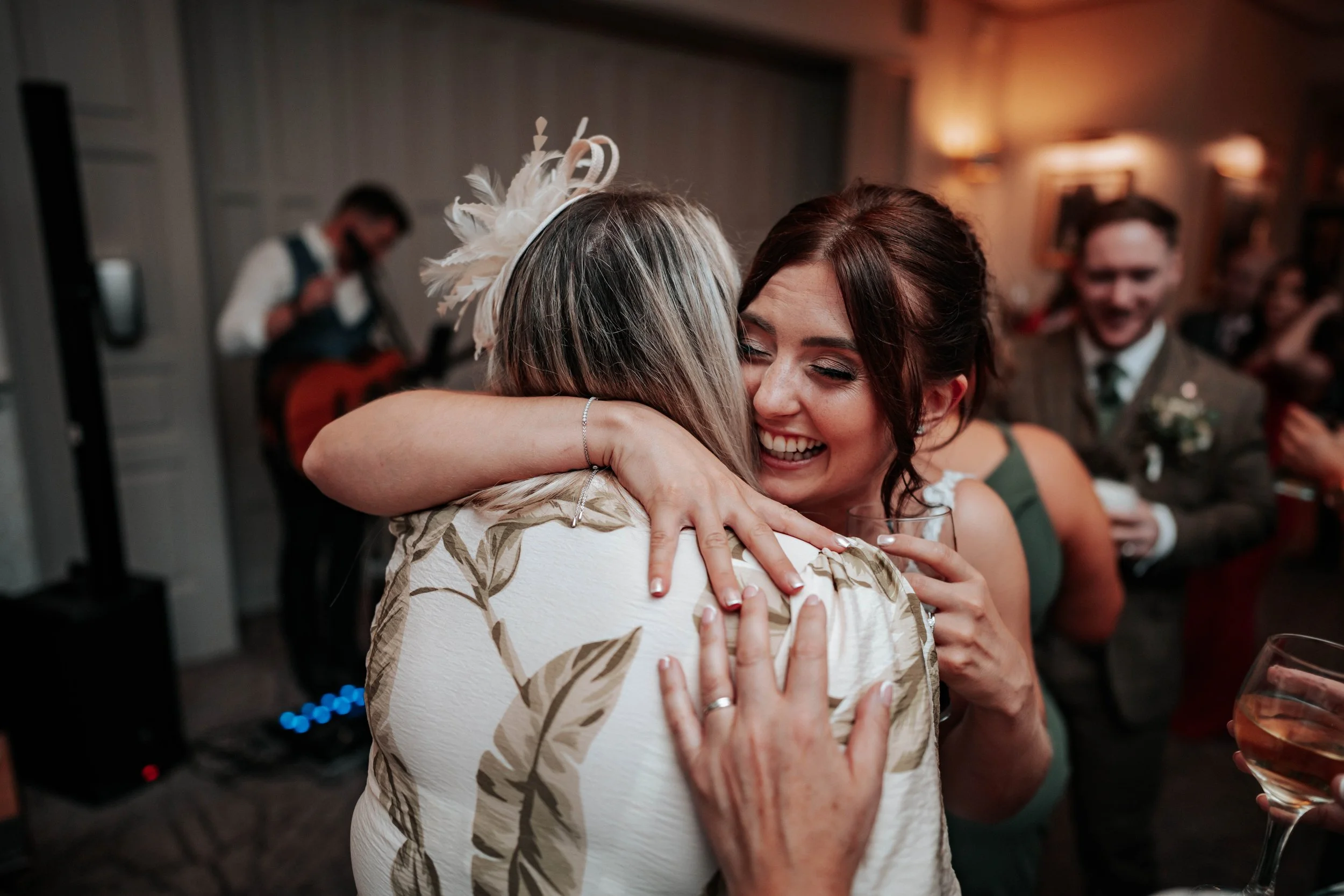 Declan & Nicole -- Inn On The Lake-285.jpg