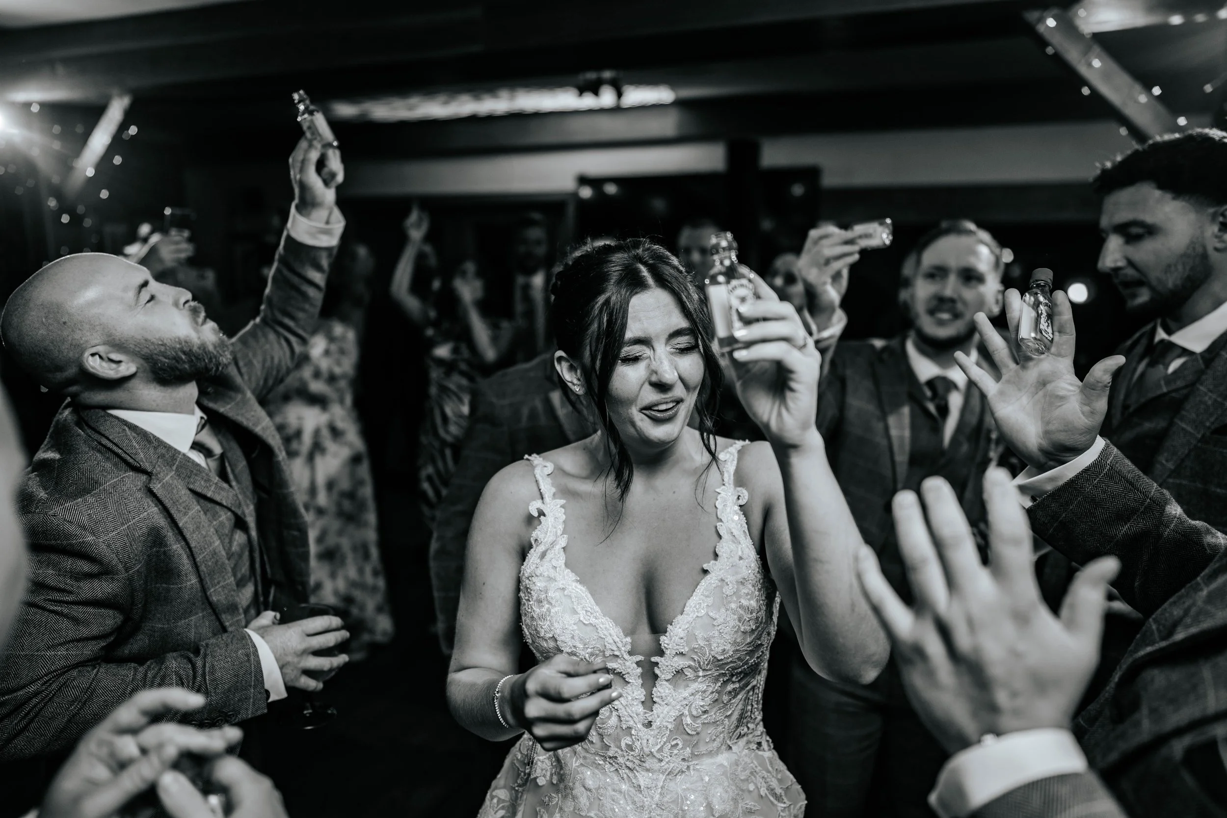 Declan & Nicole -- Inn On The Lake-330.jpg