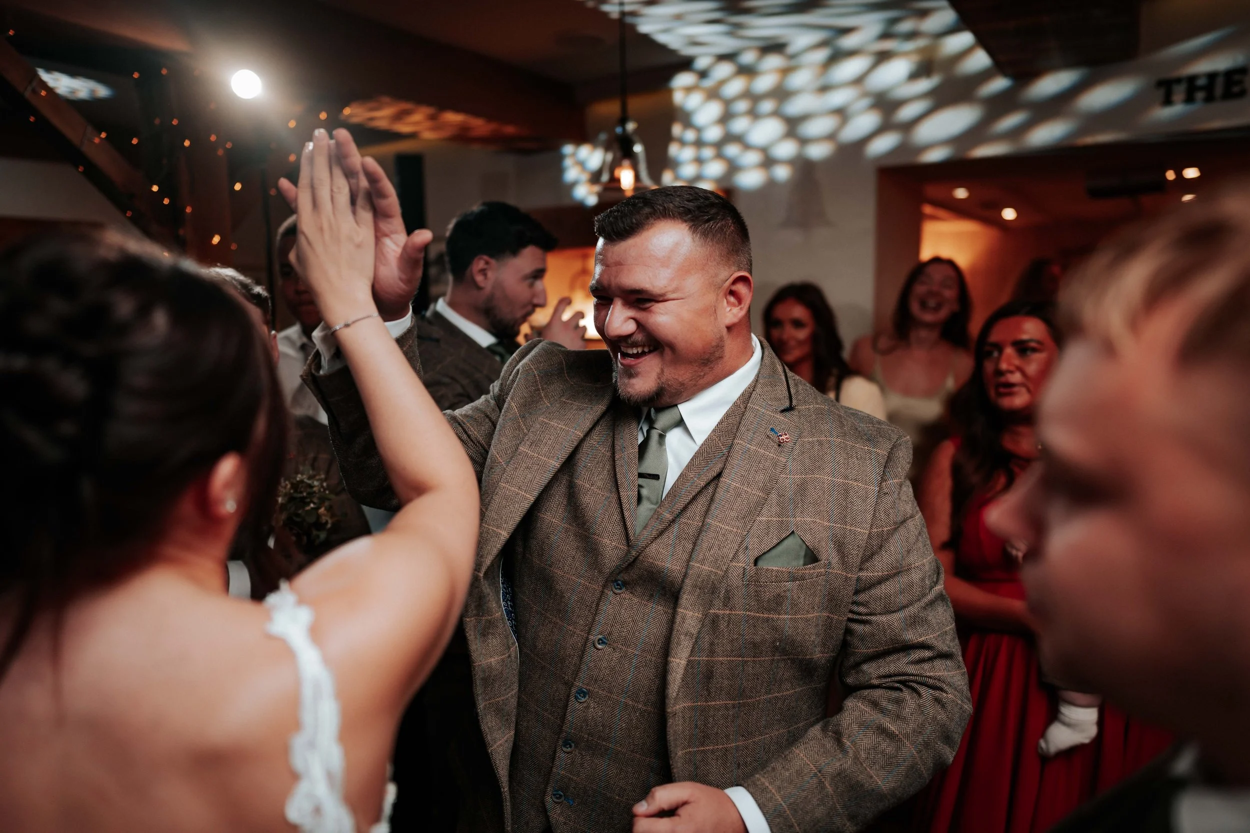 Declan & Nicole -- Inn On The Lake-332.jpg