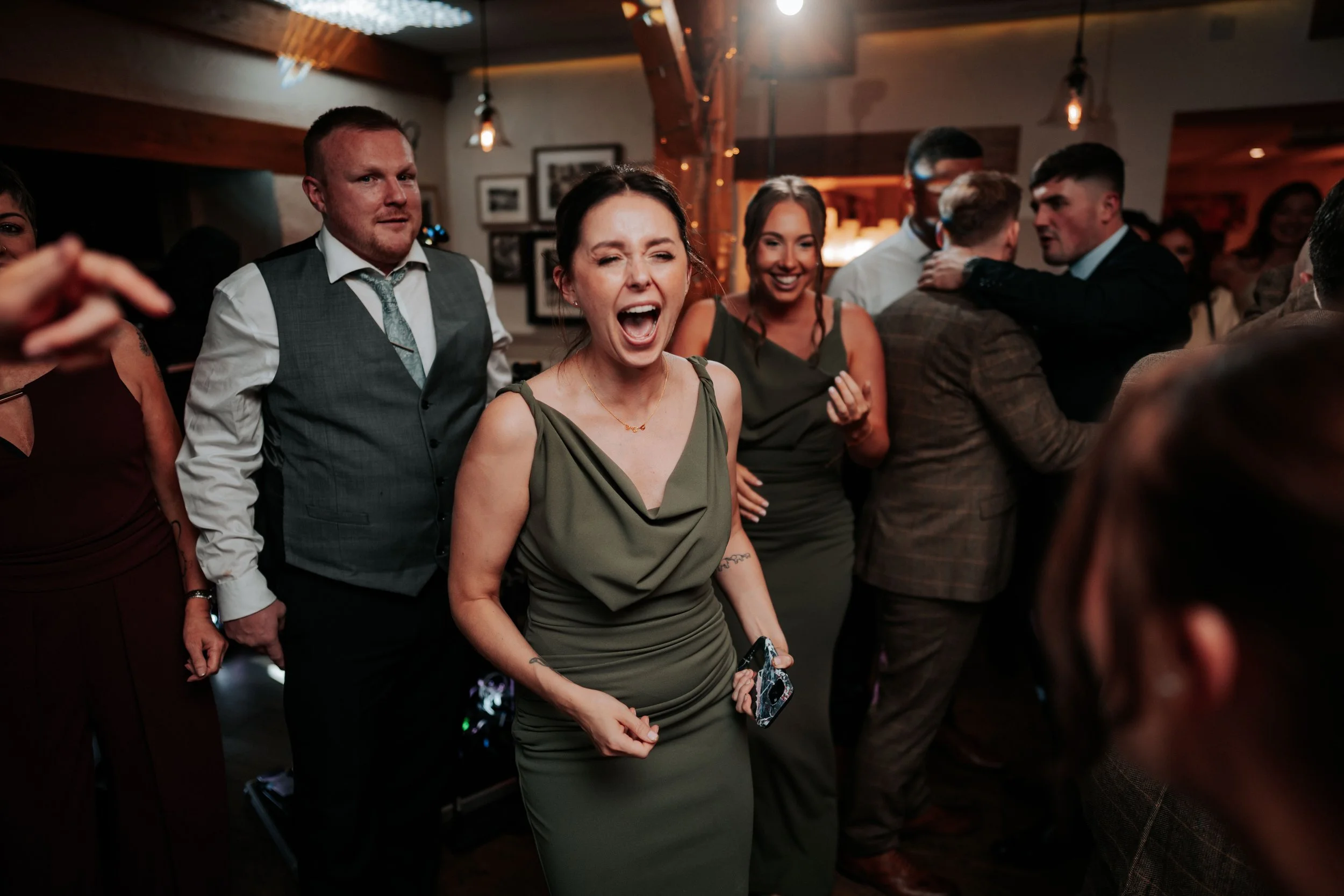Declan & Nicole -- Inn On The Lake-333.jpg