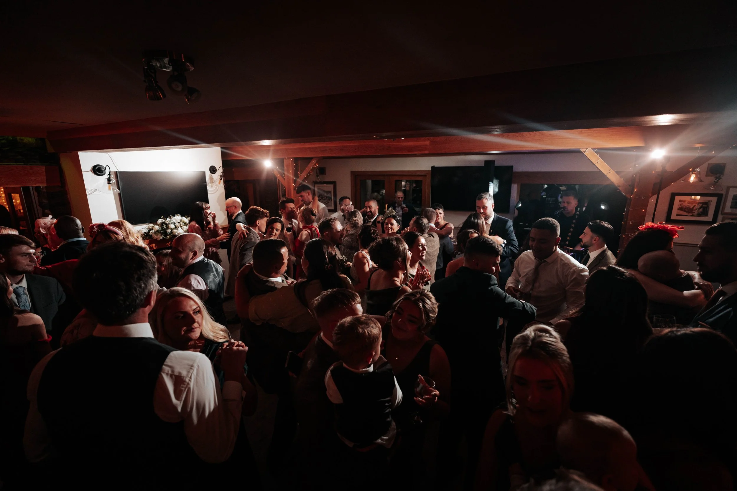 Declan & Nicole -- Inn On The Lake-346.jpg