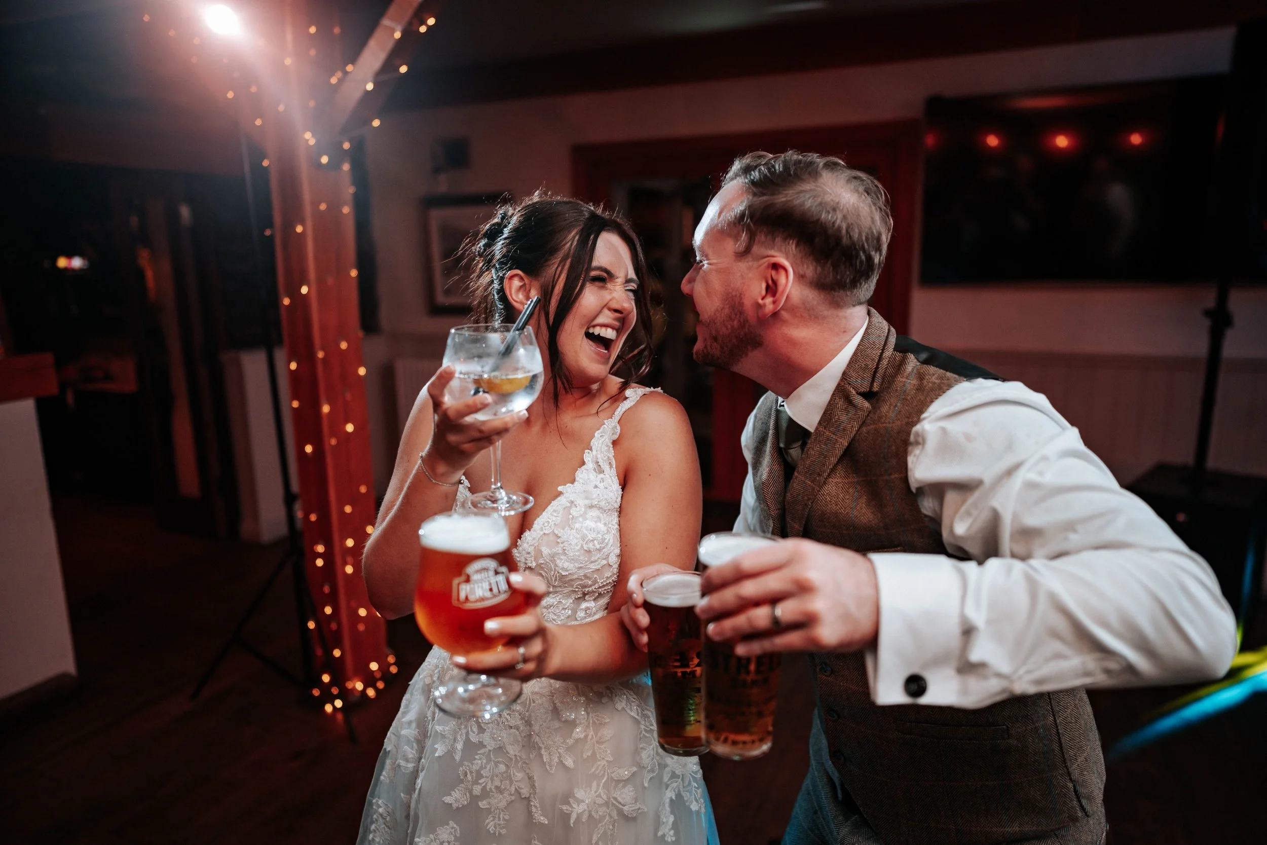Declan & Nicole -- Inn On The Lake-379.jpg