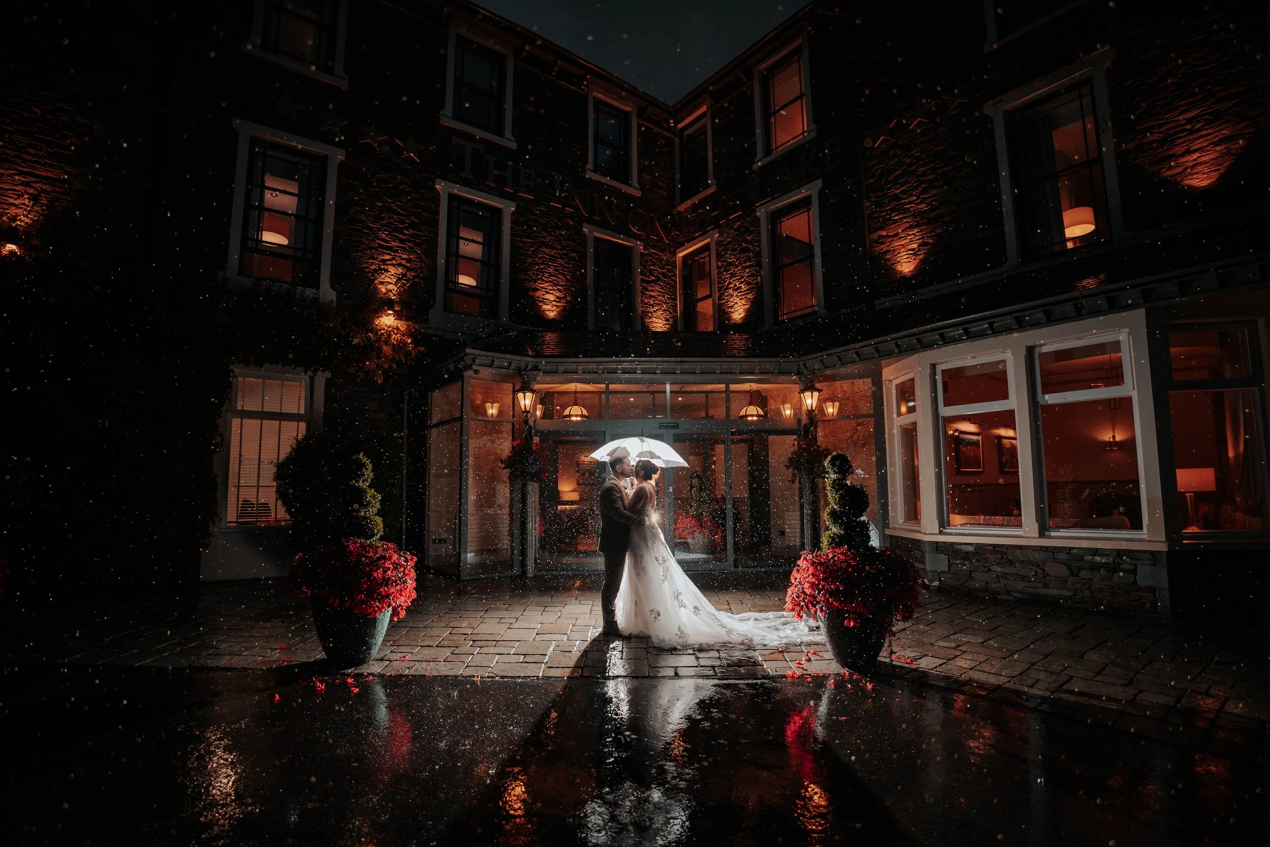 Declan & Nicole -- Inn On The Lake-384.jpg