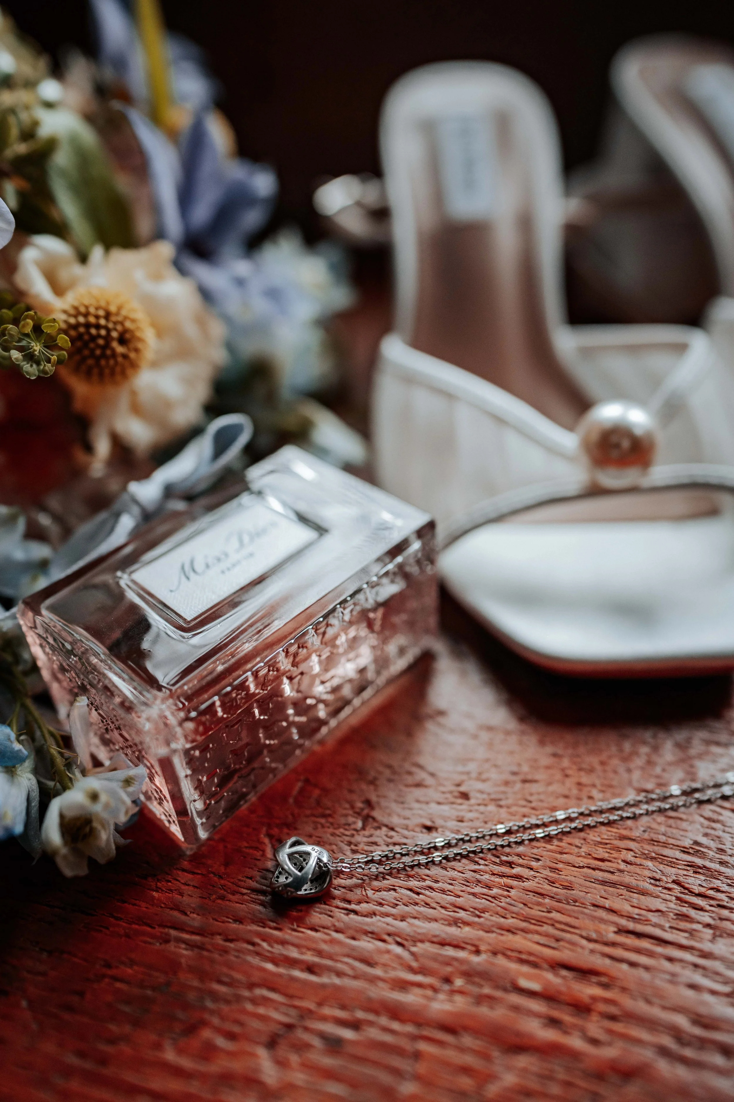 Lee & Geraldine -- Abbey House Hotel-14.jpg
